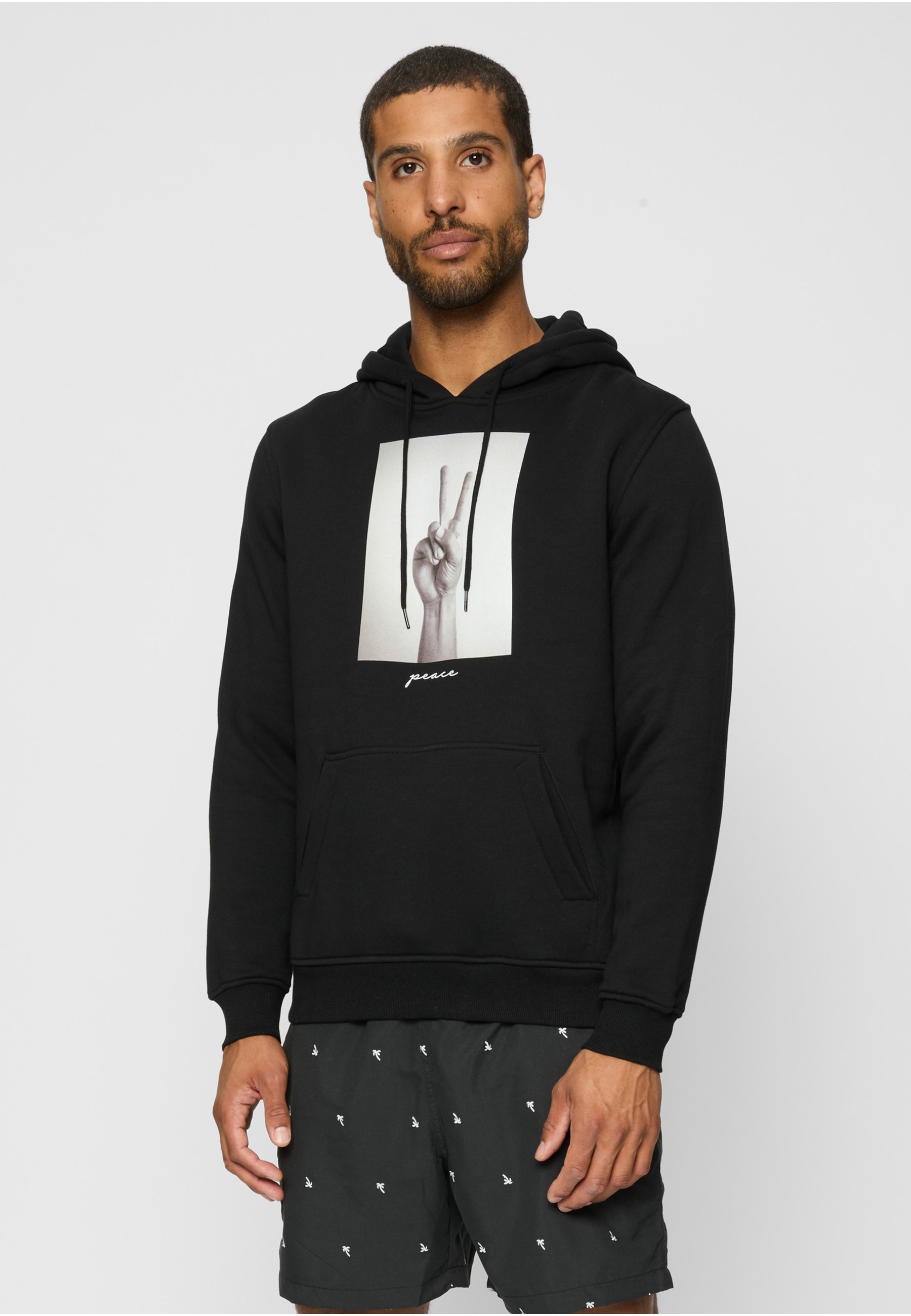 MisterTee Rundhalspullover »MisterTee Herren Peace Sign Hoody« 1 Stk.