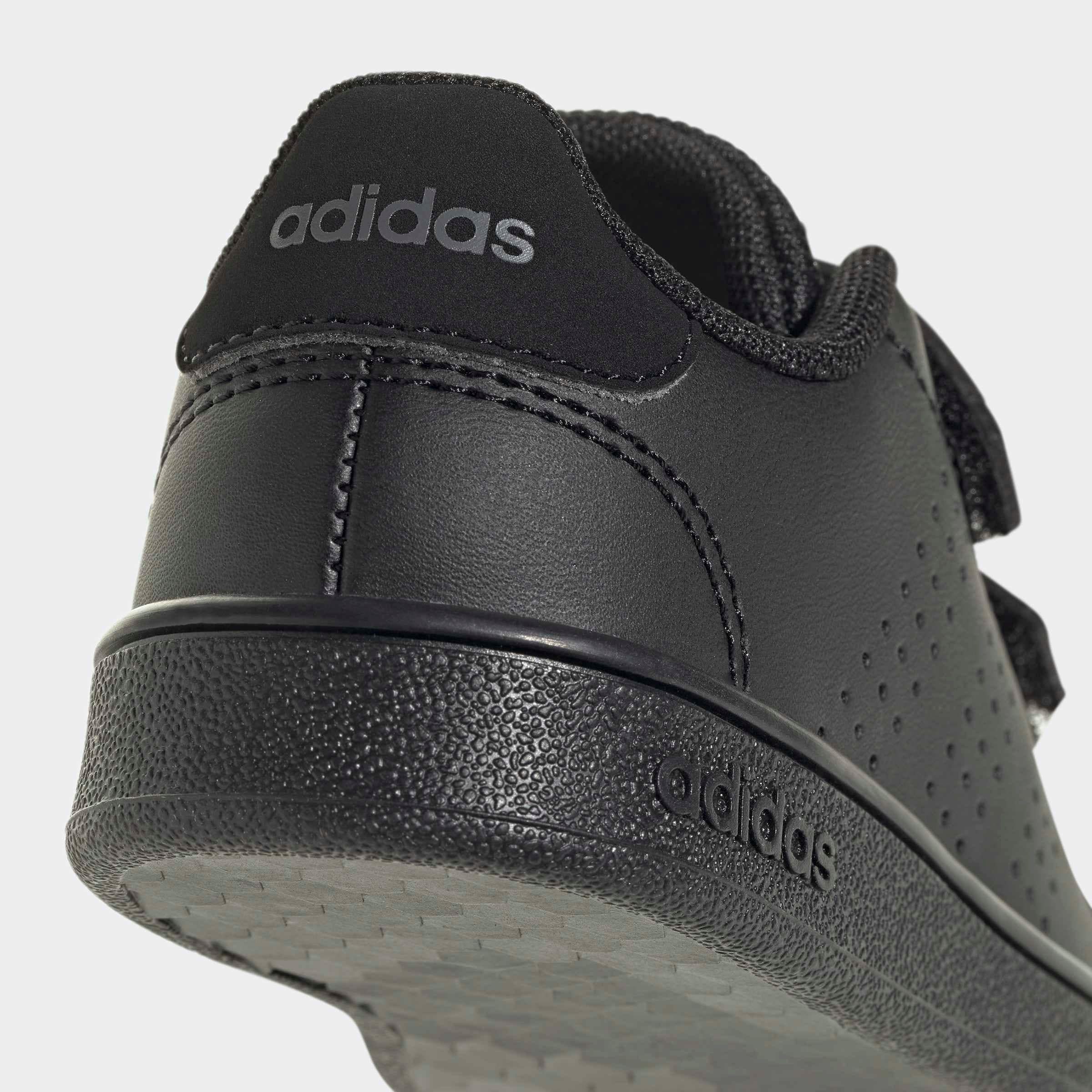 adidas Sportswear Sneaker »ADVANTAGE LIFESTYLE COURT TWO HOOK-AND-LOOP«  Design auf den Spuren des adidas Stan Smith, für Kinder