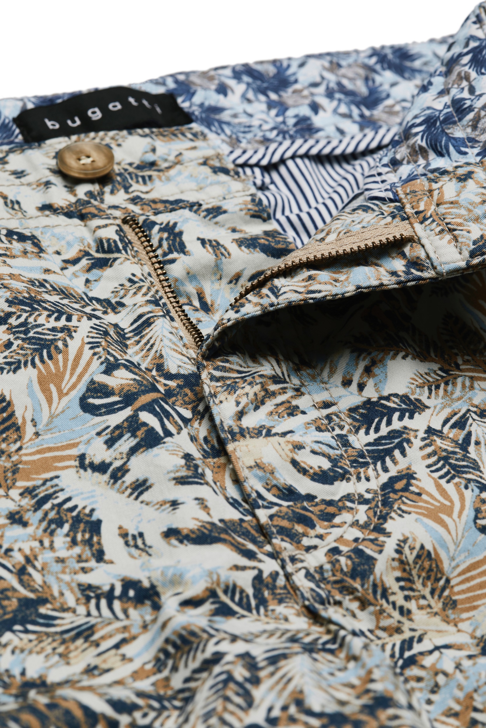 bugatti Bermudas, mit grafischem Allover-Print