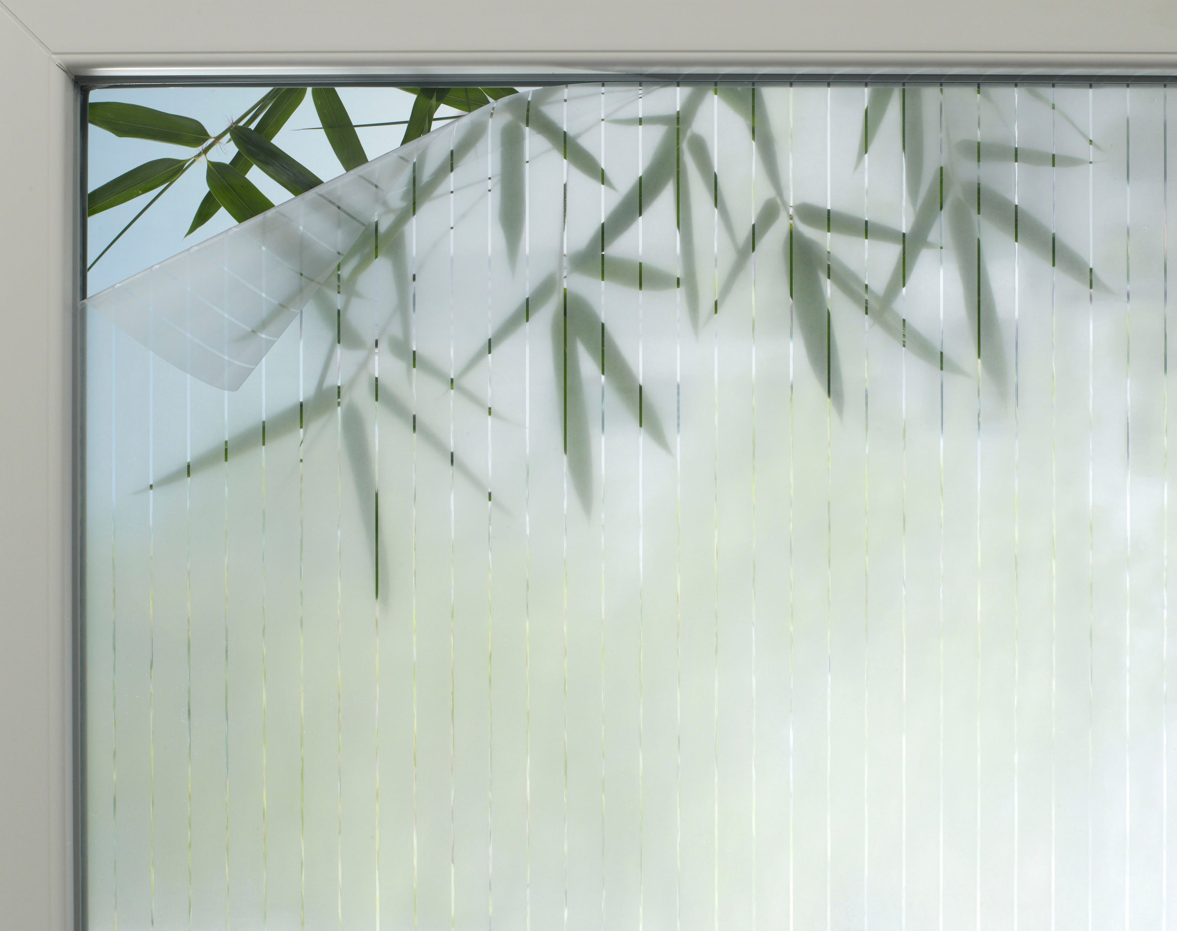 Fensterfolie »Line 25«, 1 St., halbtransparent, statisch haftend, 80% UV-Schutz