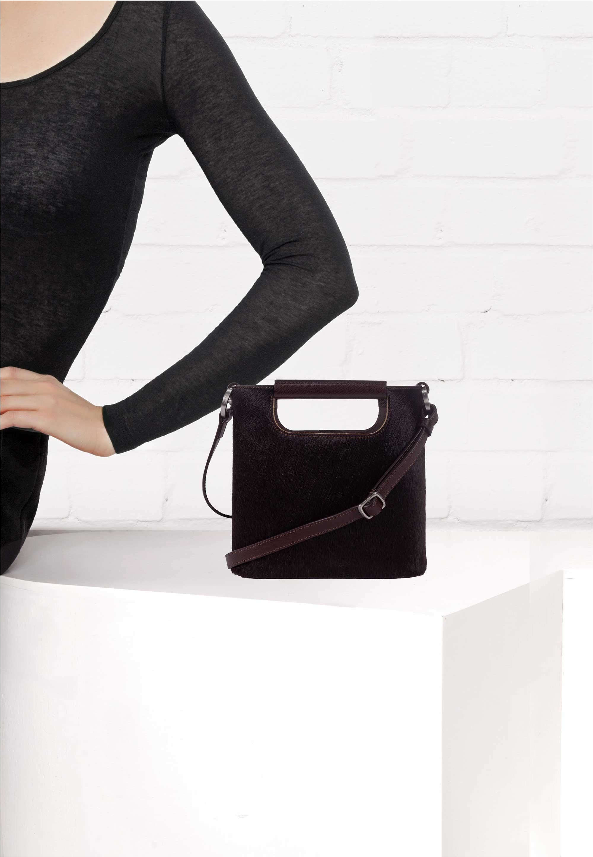 GRETCHEN Schultertasche »Crocus Small Shoulderbag« aus italienischem Rindsleder