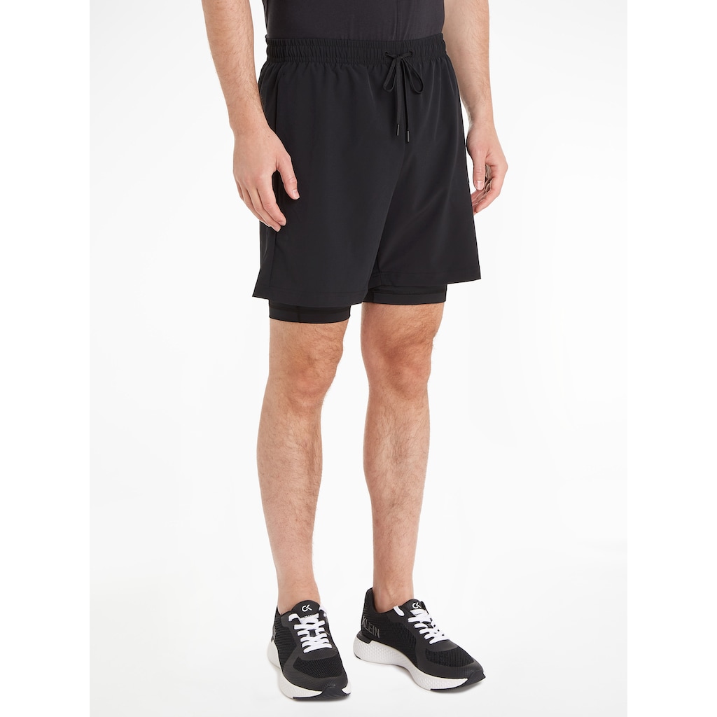 Calvin Klein Sport 2-in-1-Shorts, im 2-in-1-Design