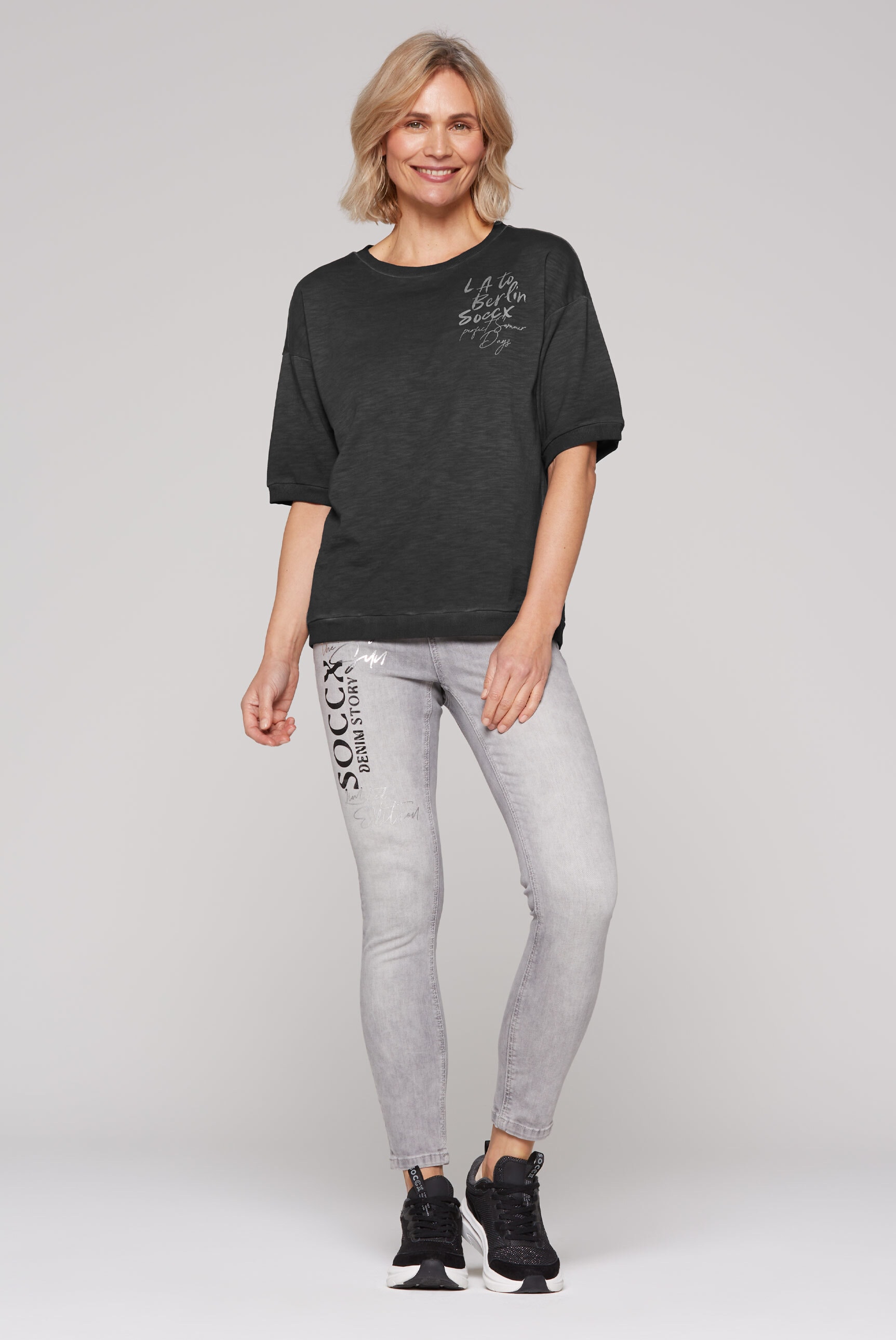 SOCCX Sweater, mit nach vorn gedrehten Seitennähten