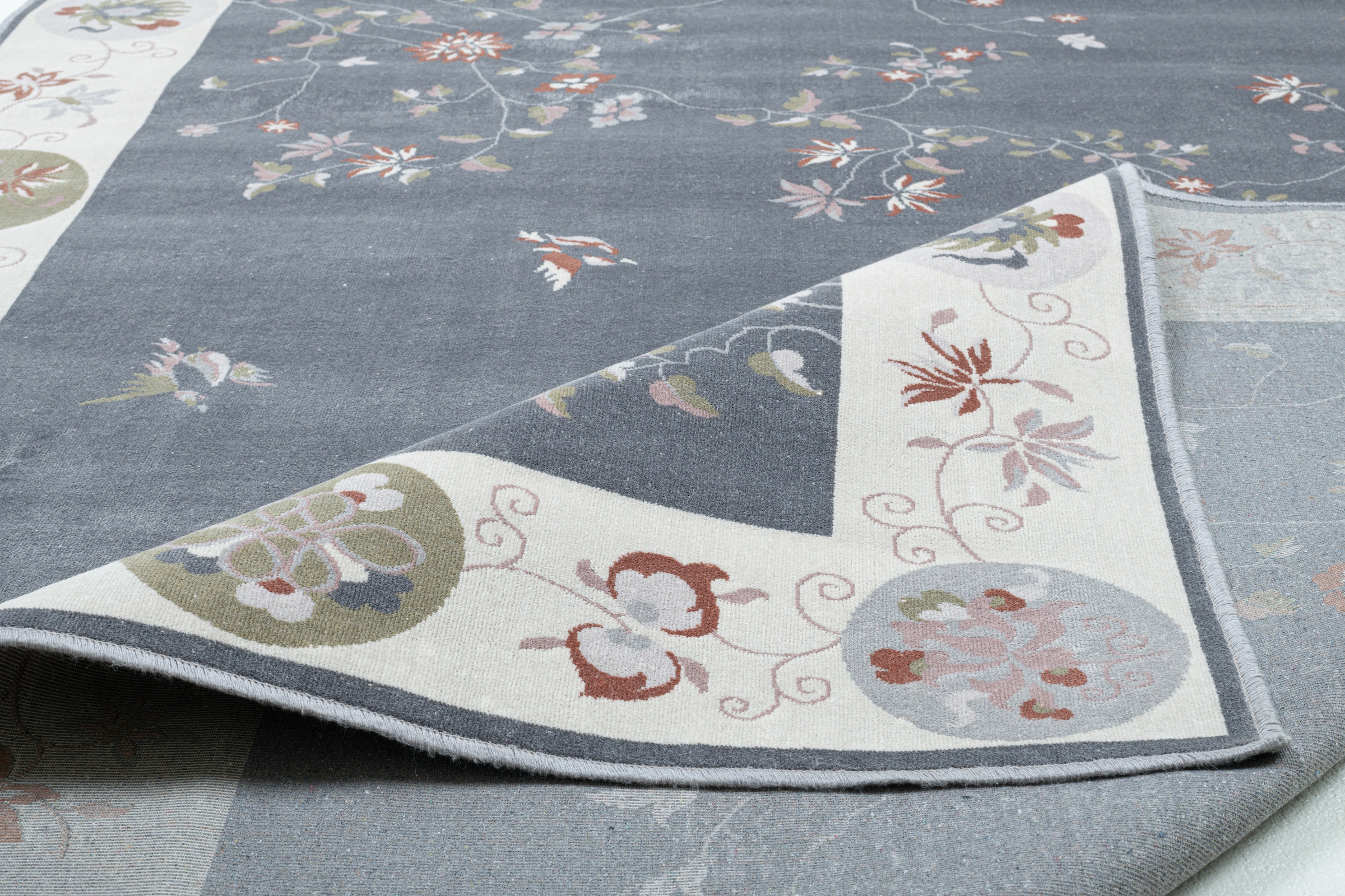 Gino Falcone Teppich »Cherina GF-130«, rechteckig, 8 mm Höhe, zartes Blüten Design, mit Bordüre, leichter Glanz, 100 % Viskose