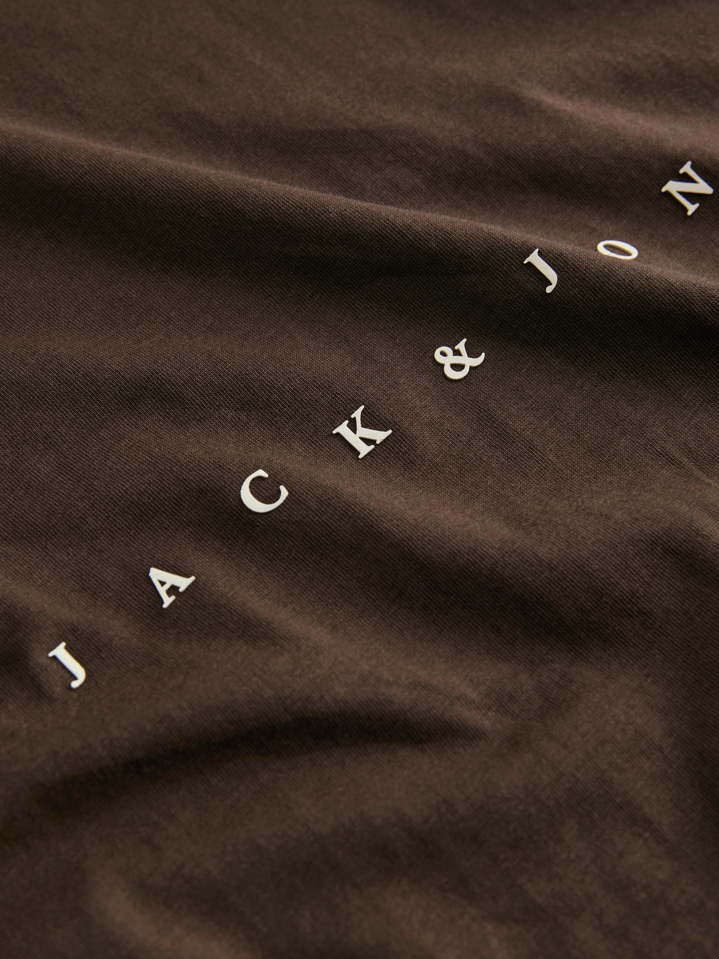Jack & Jones Rundhalsshirt »JJESTAR JJ TEE SS NOOS«, mit Logo Schriftzug