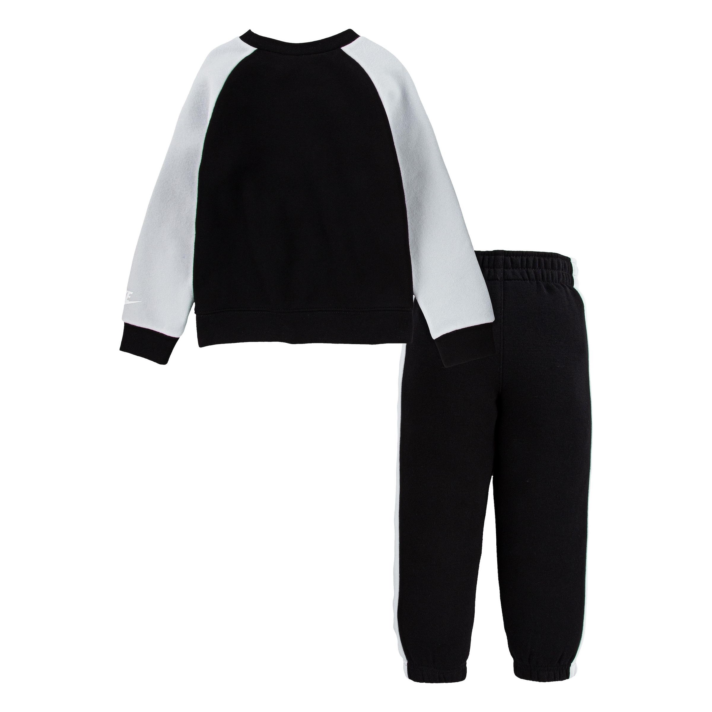 Nike Sportswear Jogginganzug für sportliche Aktivitäten, sportlicher Stil