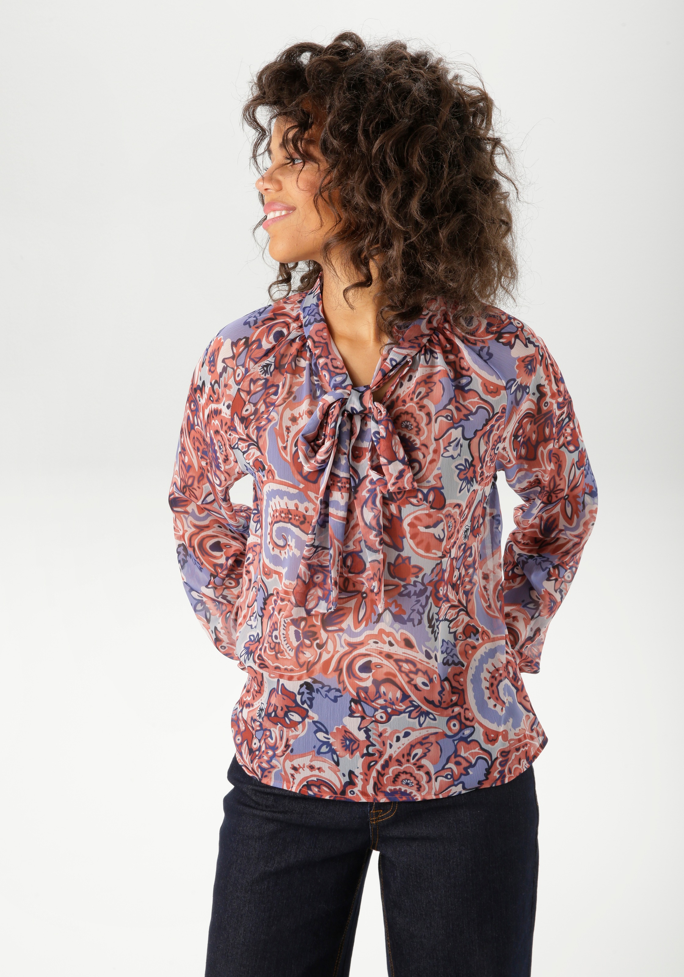 Aniston CASUAL Schlupfbluse, mit extravagantem, großflächigen Paisley-Muster - NEUE KOLLEKTION