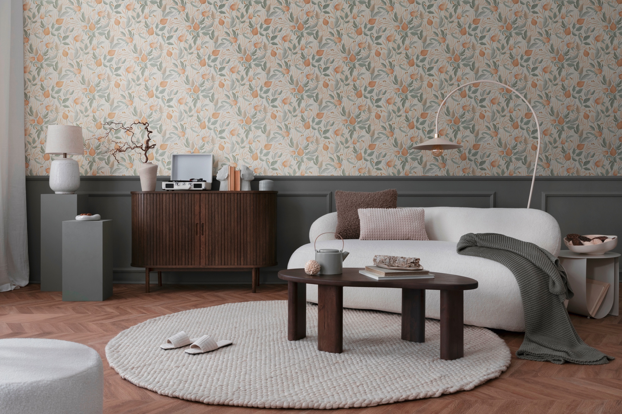 CosmoLiving by Cosmopolitan Vliestapete "Still Bloom – Florale Vliestapete" matt strukturiert Moderner Blütentraum mit sanfter Eleganz