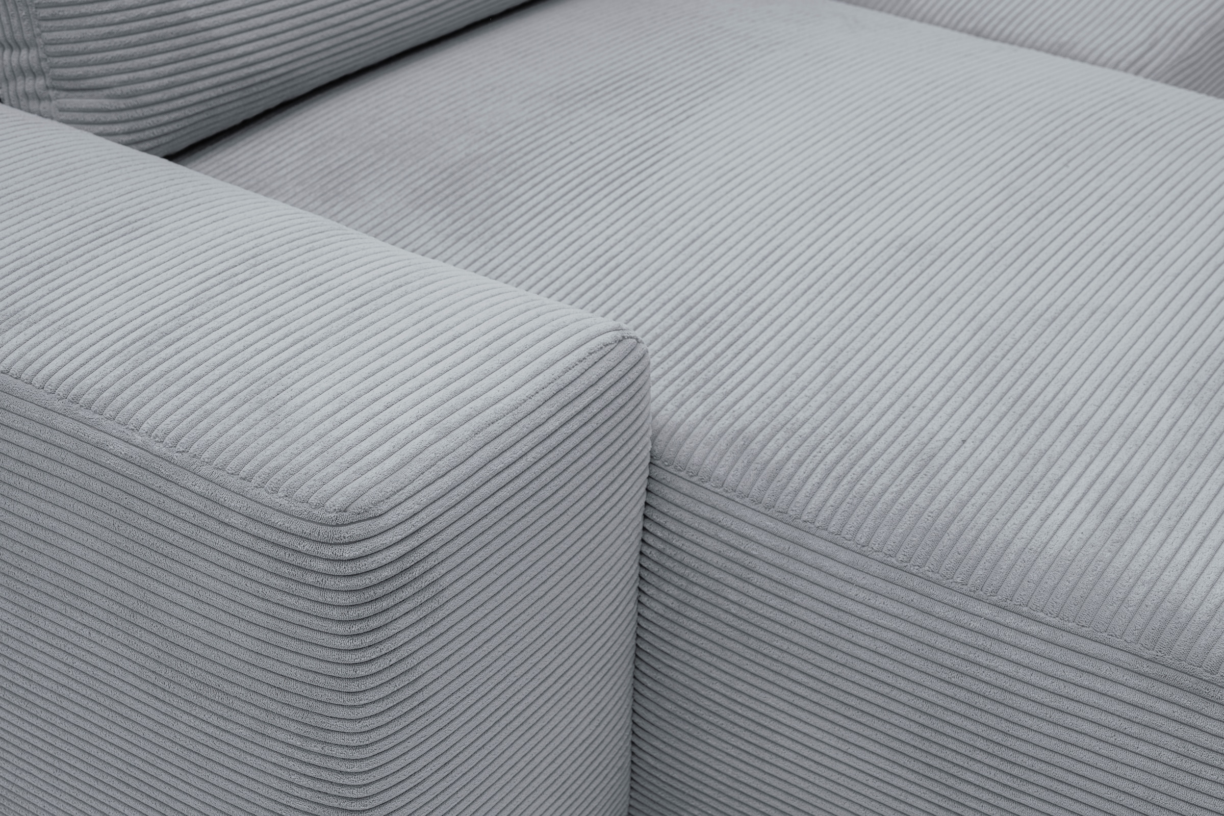 WERK2 Ecksofa »Amsterdam, zeitlos und elegant, Breite 300cm, L-Form« Design Ecksofa mit hohem Komfort, Schlaffunktion & Bettkasten