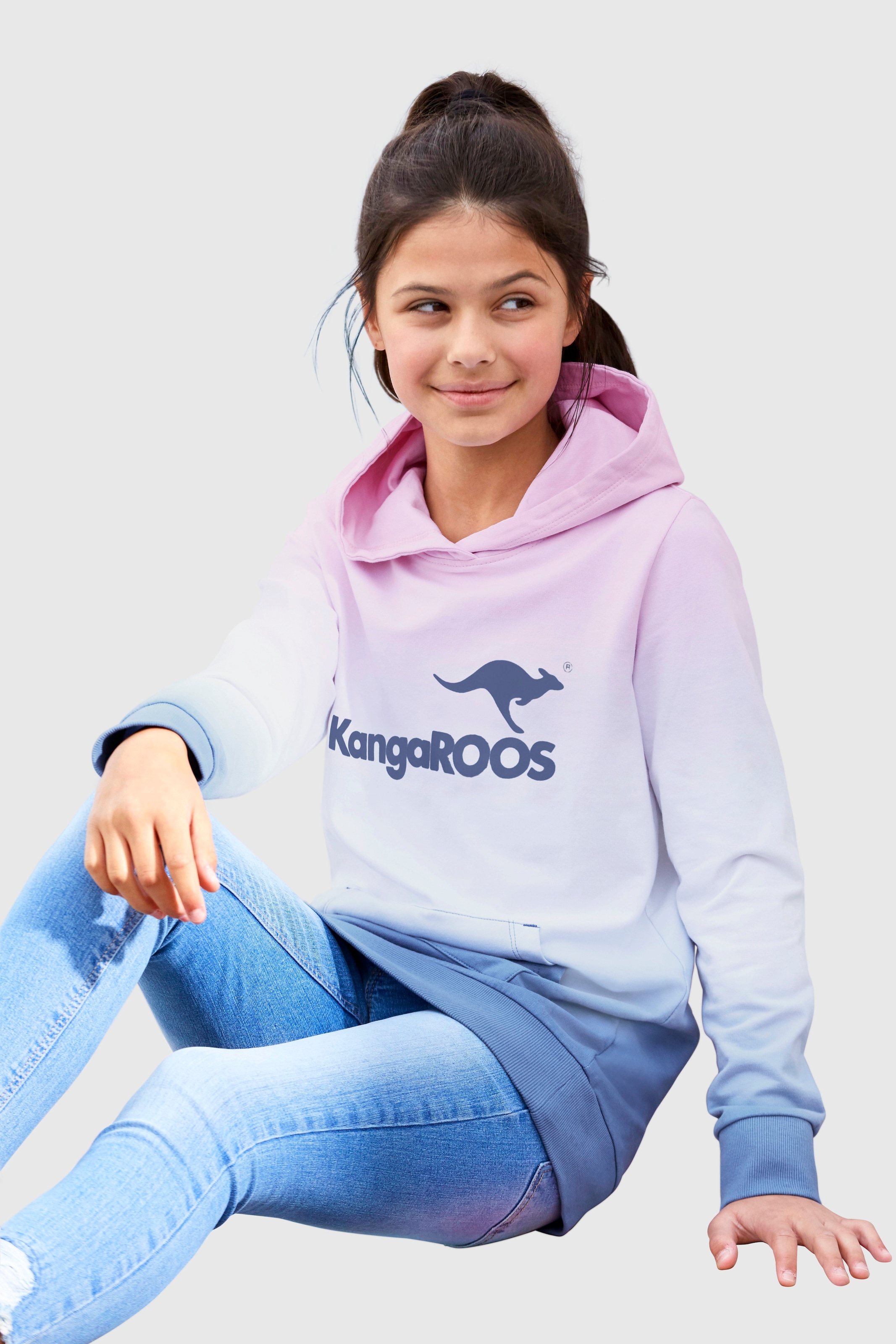 KangaROOS Kapuzensweatshirt, im modischen Farbverlauf