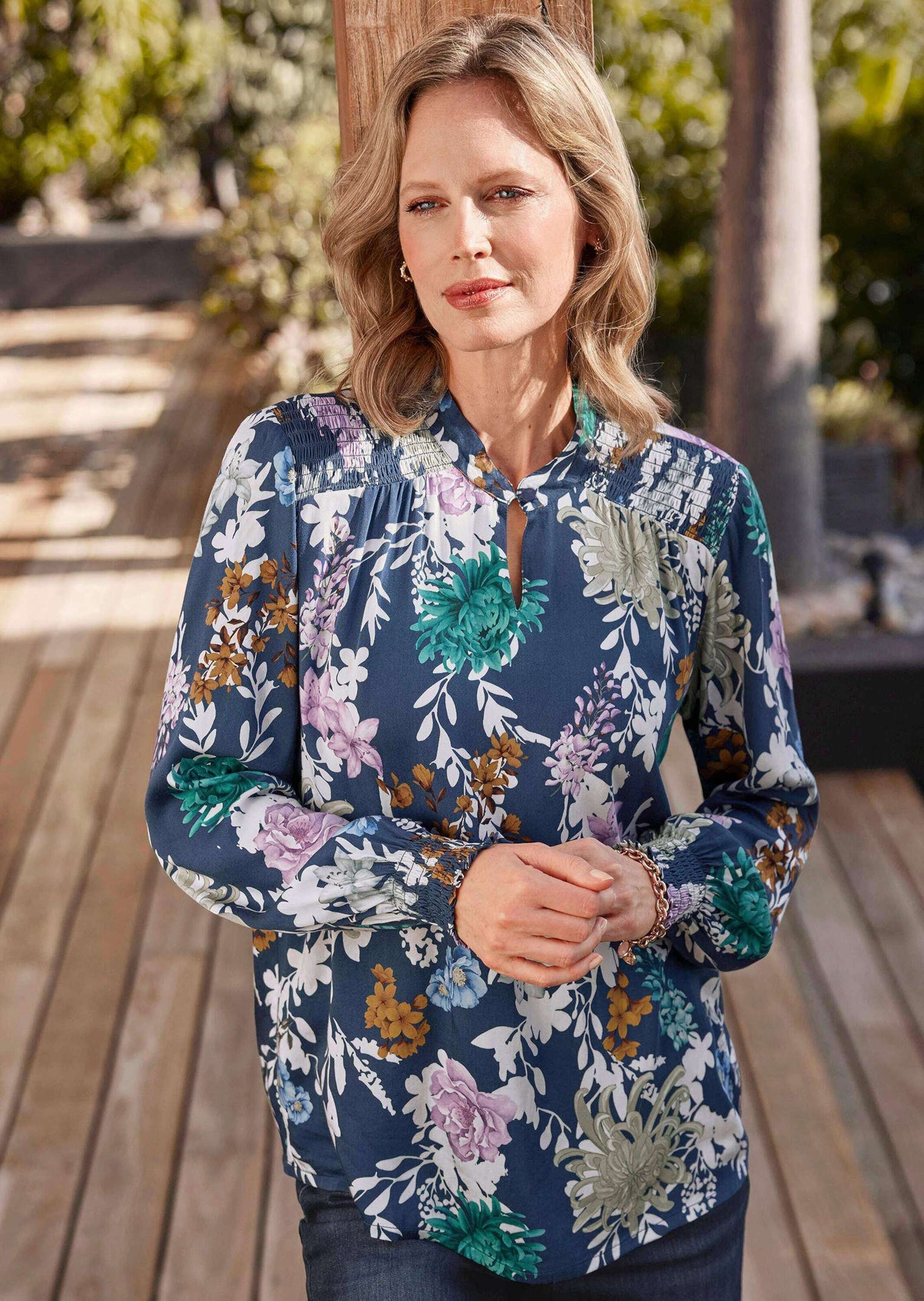 Thumbnail - GOLDNER Schlupfbluse "Florale Viskosebluse mit Stehkragen" Smokbündchen