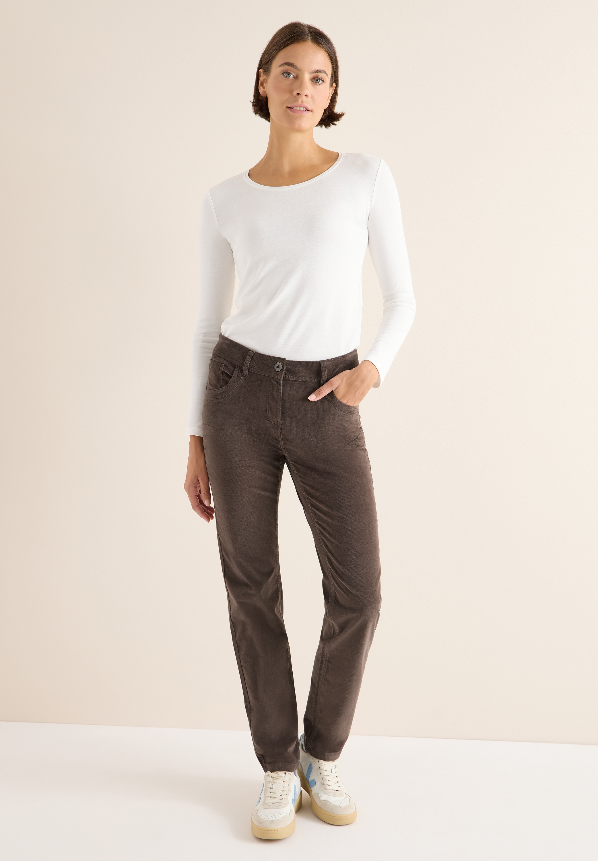 Cecil Cordhose, Middle Waist