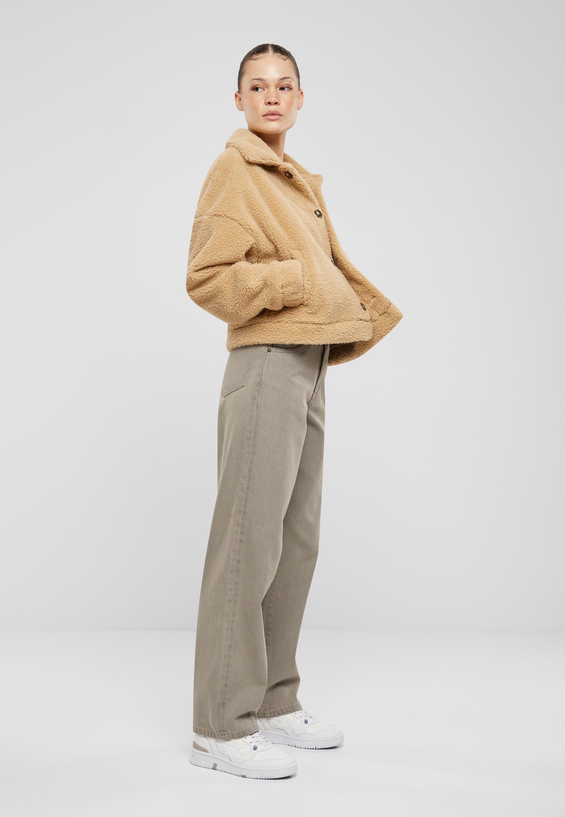 URBAN CLASSICS Allwetterjacke »Urban Classics Ladies Short Sherpa Button Jacket«, (1 St.), ohne Kapuze