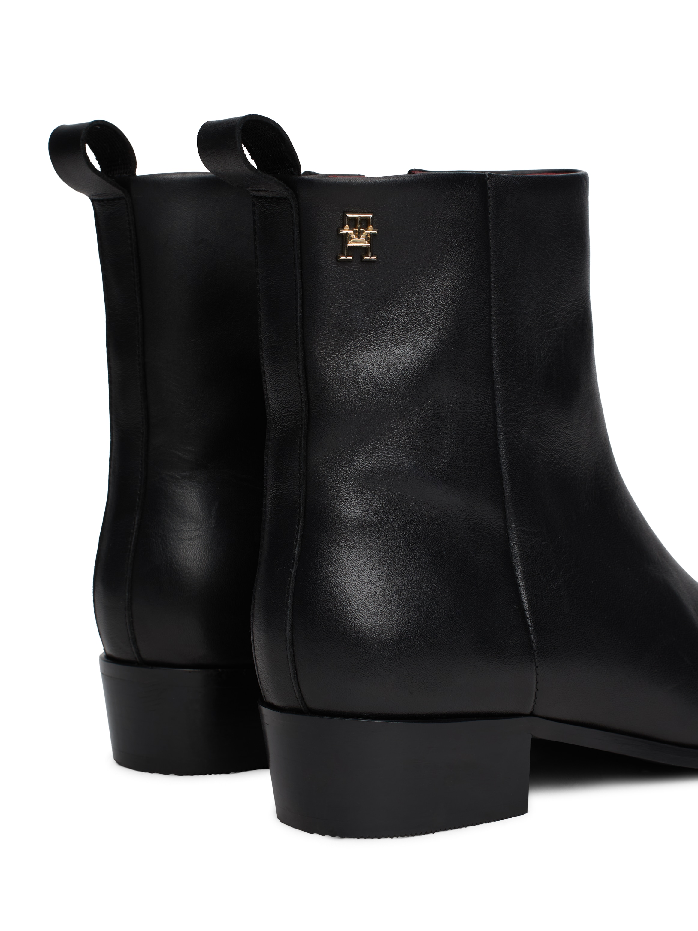 Tommy Hilfiger Stiefelette »LOW COWBOY FLAT LEATHER«, Basic, Blockabsatz, Businesschuh in schmaler Form