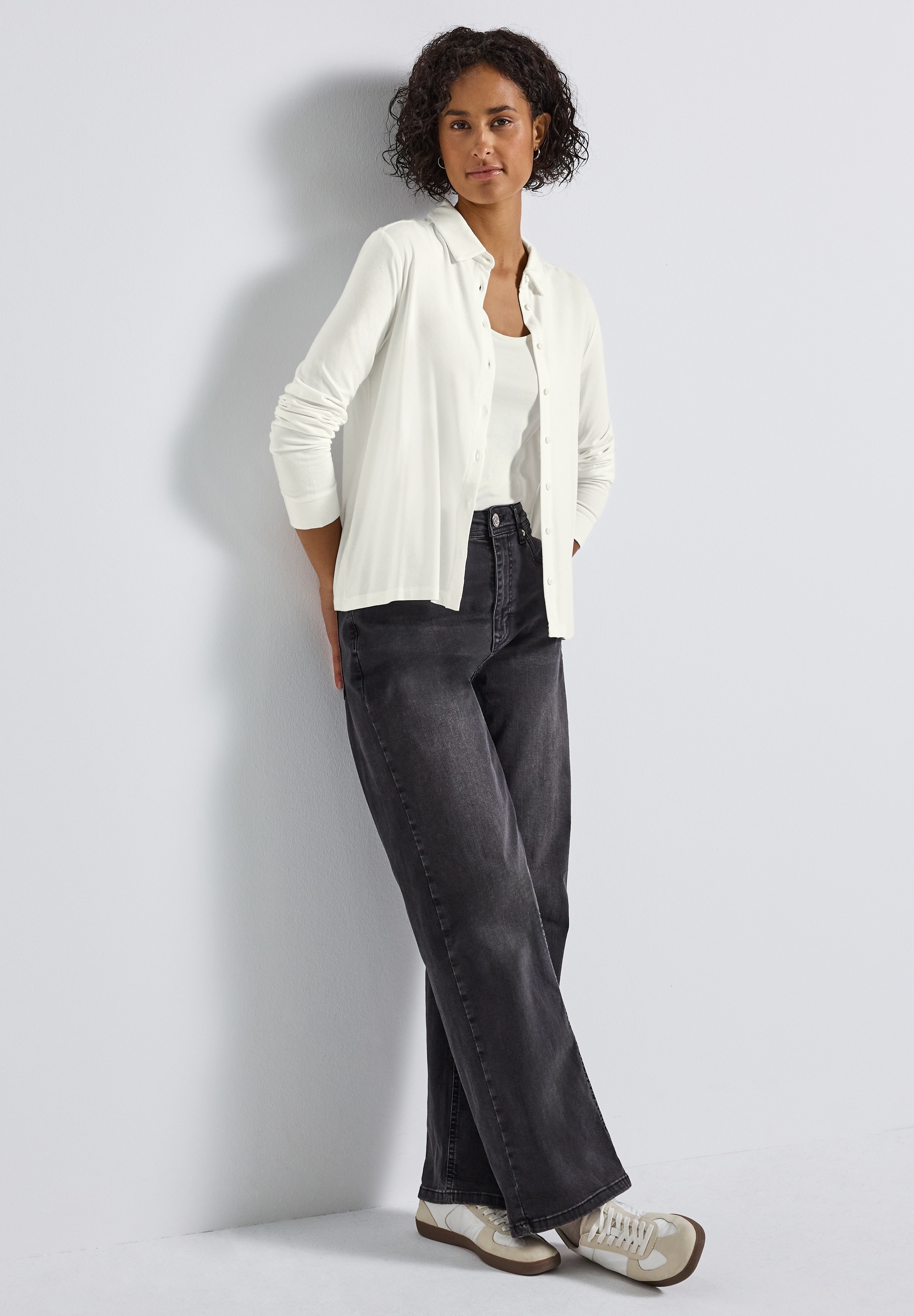 STREET ONE Langarmshirt, Jersey-Shirt im Blusen-Look und mit Knopfleiste