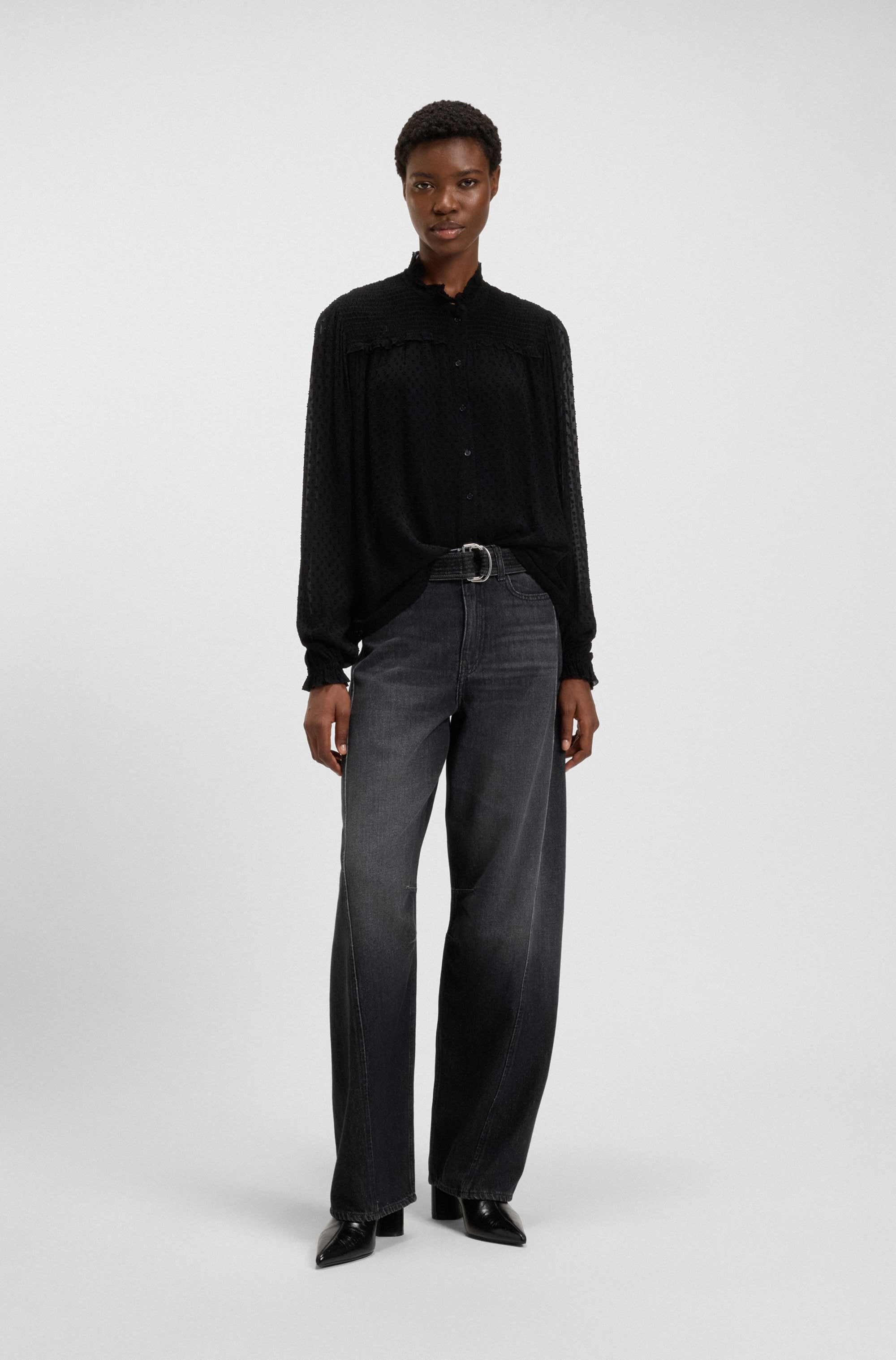 BOSS ORANGE Langarmbluse »Benvylla Premium Damenmode« mit Rüschenbesatz, Stehkragen