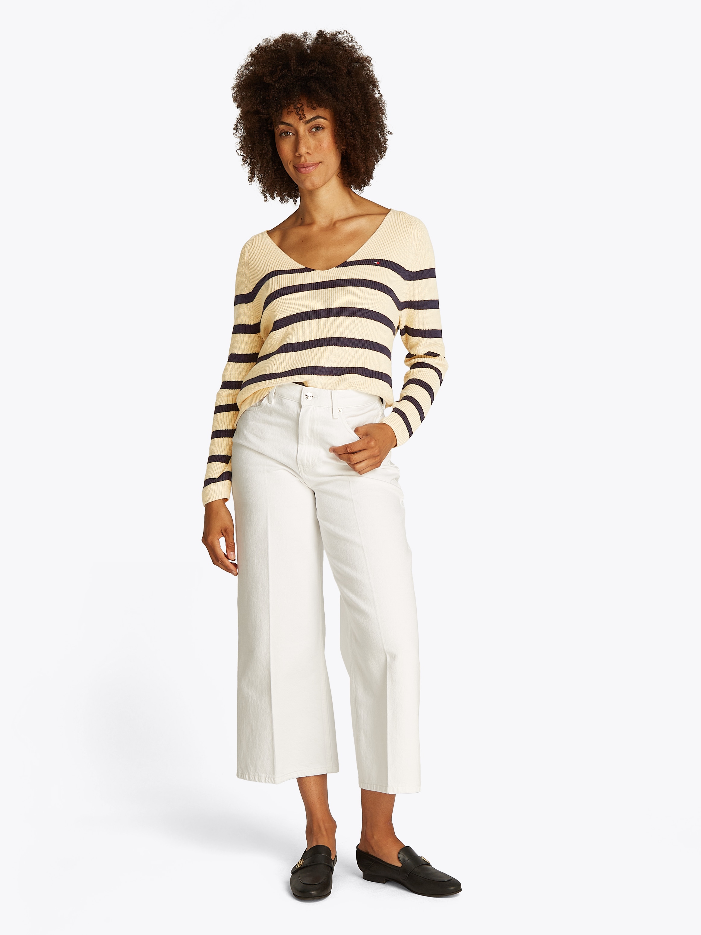 Tommy Hilfiger Strickpullover »CO CARDI STITCH V-NK LS«, mit Logostickerei