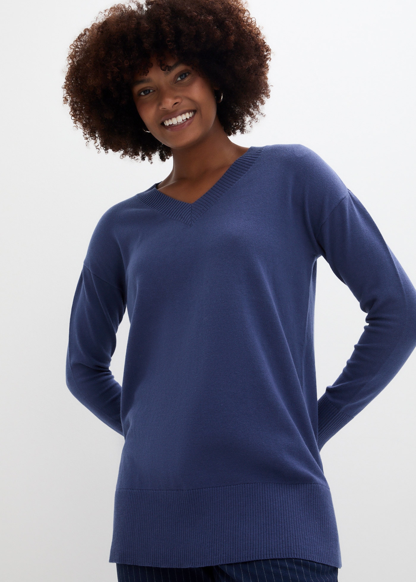 bonprix Longpullover »Long-Pullover« Feinstrick-Baumwollmischung, mit V-Ausschnitt, mit Seitenschlitzen