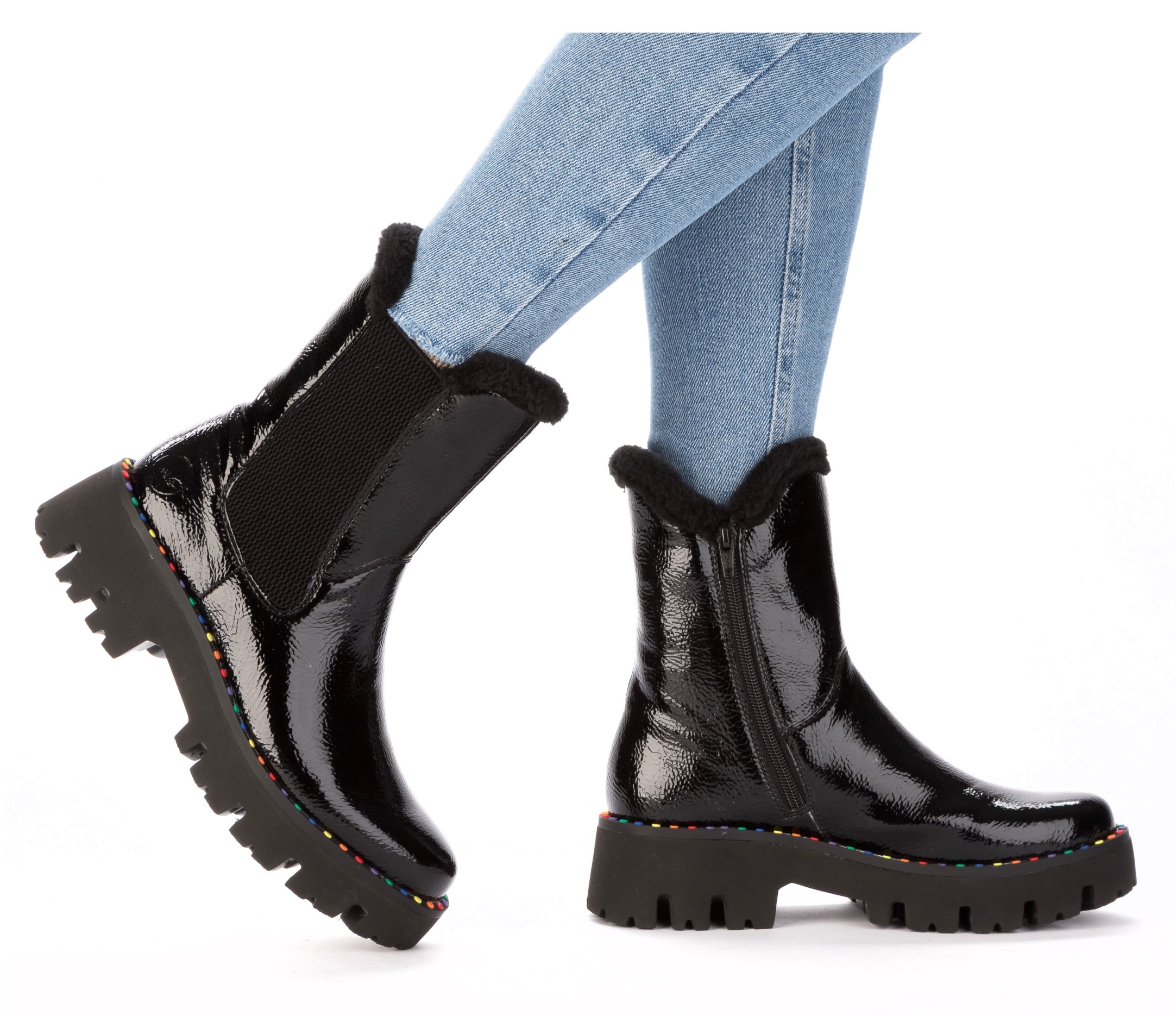 Rieker Winterstiefelette, Plateauboots, Winterboots, Lack-Stiefelette mit buntem Sohlenrand