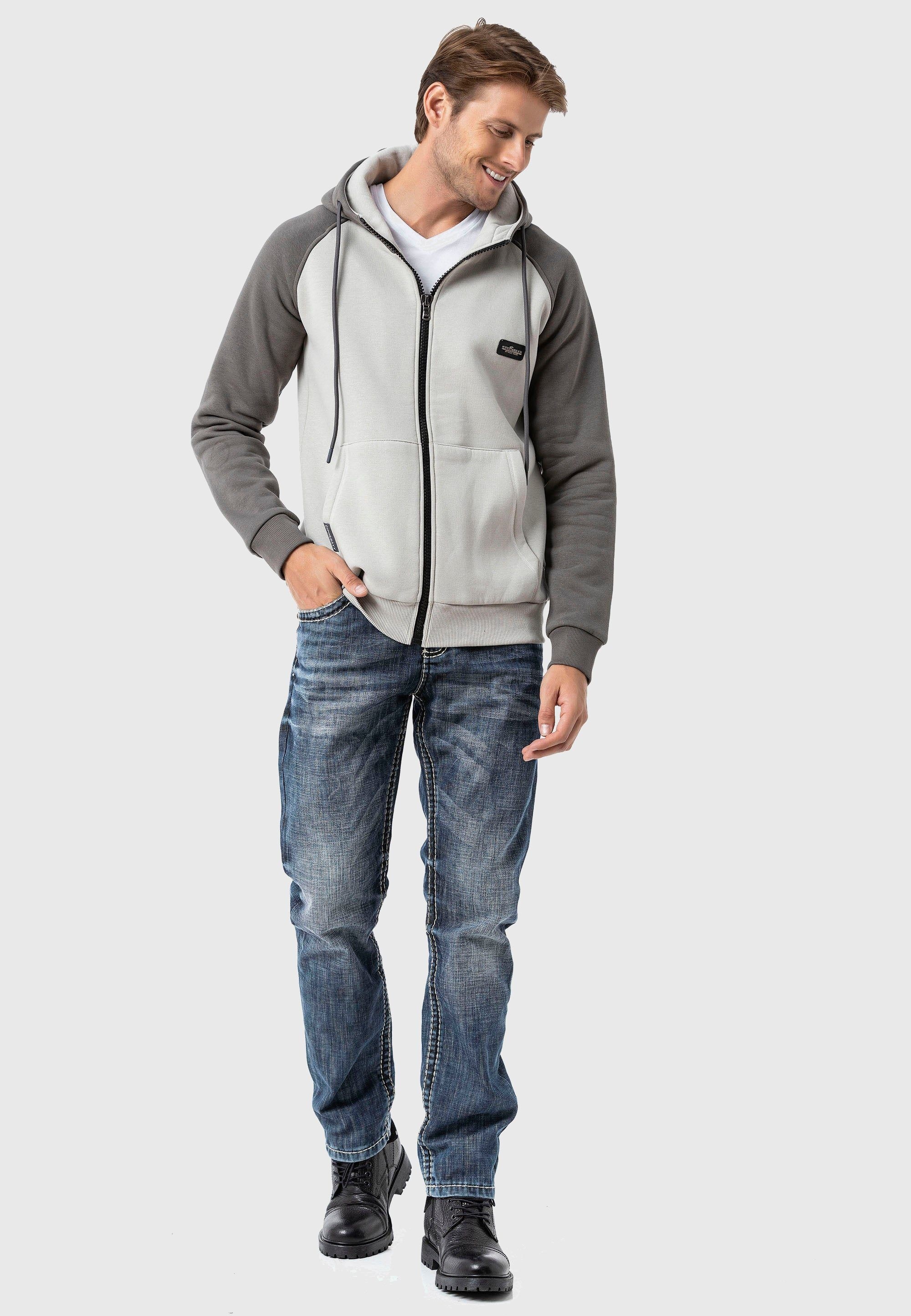 Cipo & Baxx Sweatjacke »Sweatjacken« 1 im 2-Farben-Design