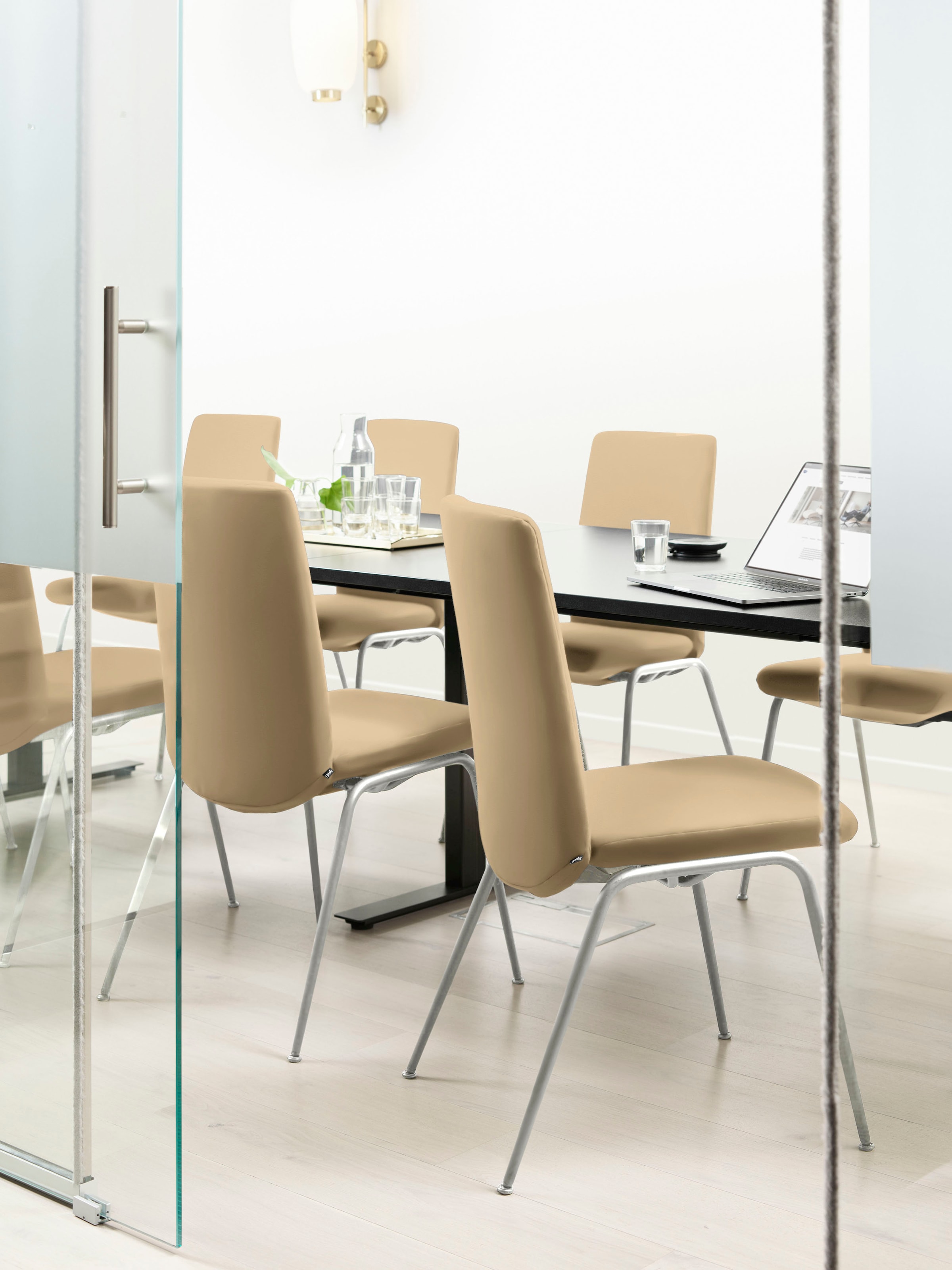 Stressless Polsterstuhl "Laurel" () Low Back, Größe M, mit Beinen aus Stahl in Schwarz matt