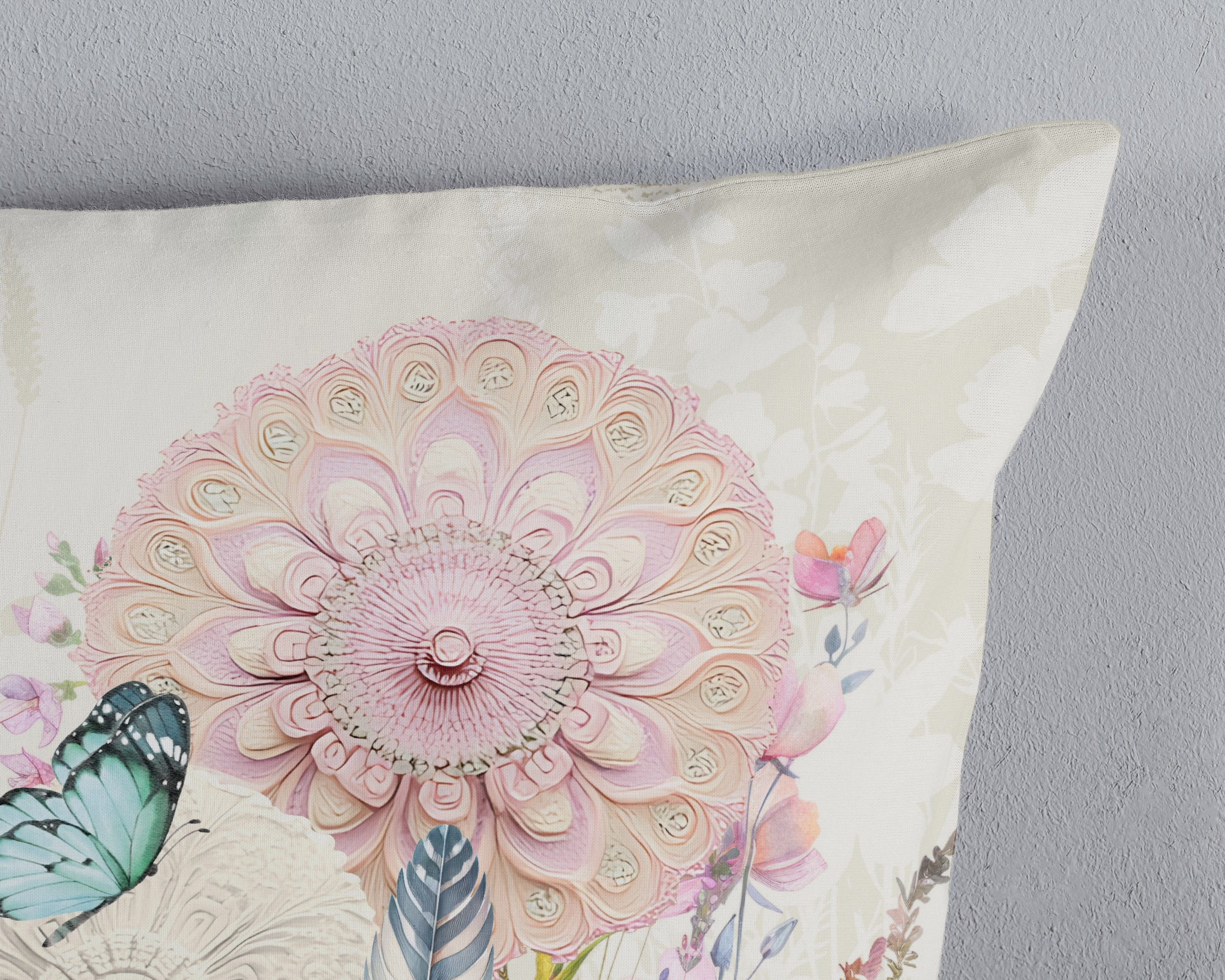 hip Wendebettwäsche »Maysa«, Satin, Reißverschluss, Wendeoptik, Mandala, Blume, Boho, Cremeweiß