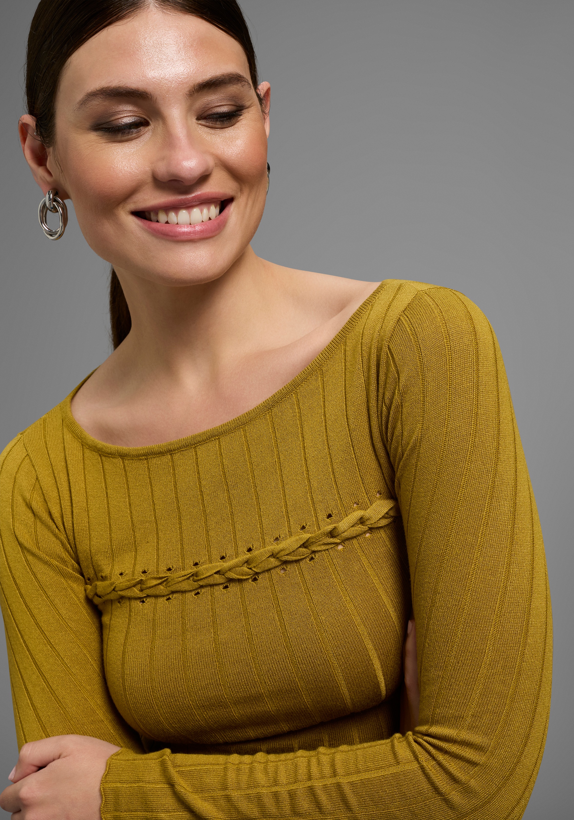 Thumbnail - Bruno Banani Strickpullover mit tollem, geflochtenem Detail - NEUE KOLLKETION