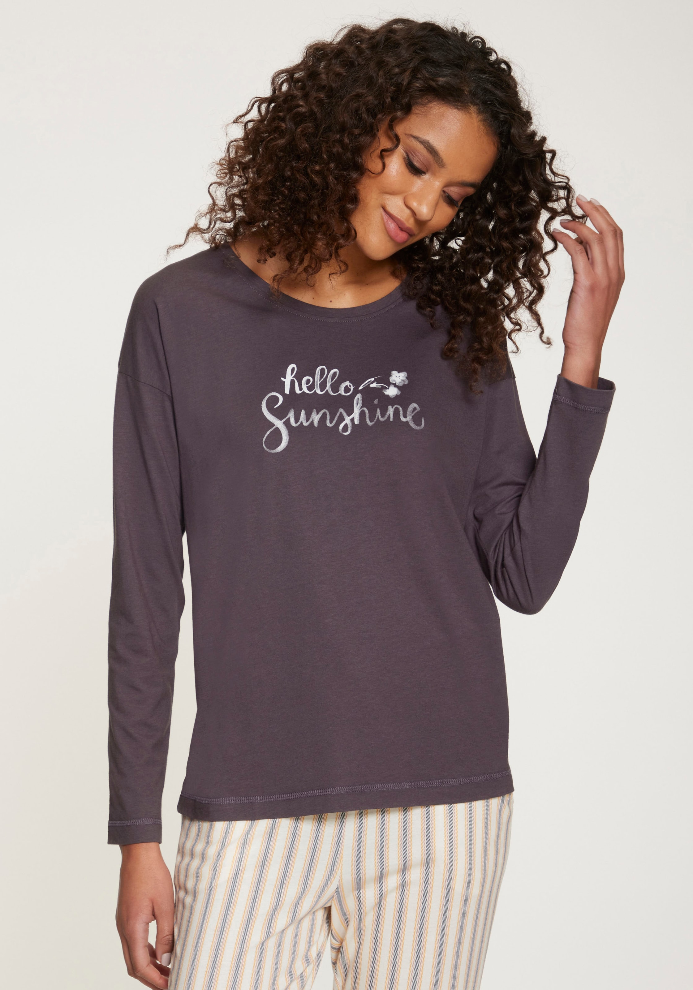 Vivance Dreams Pyjamaoberteil 1-teilig, mit Frontdruck günstig online kaufen