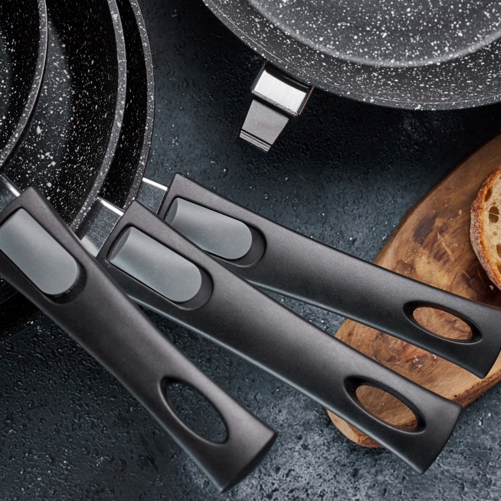 RESTO Kitchenware Bratpfanne »Aries, tiefe Wokpfanne mit vierschichtiger Marmor-Antihaftbeschichtung« Aluminium 1 Stk. tlg. mit einem abnehmbaren Griff - backofenfest, spülmaschinenfest