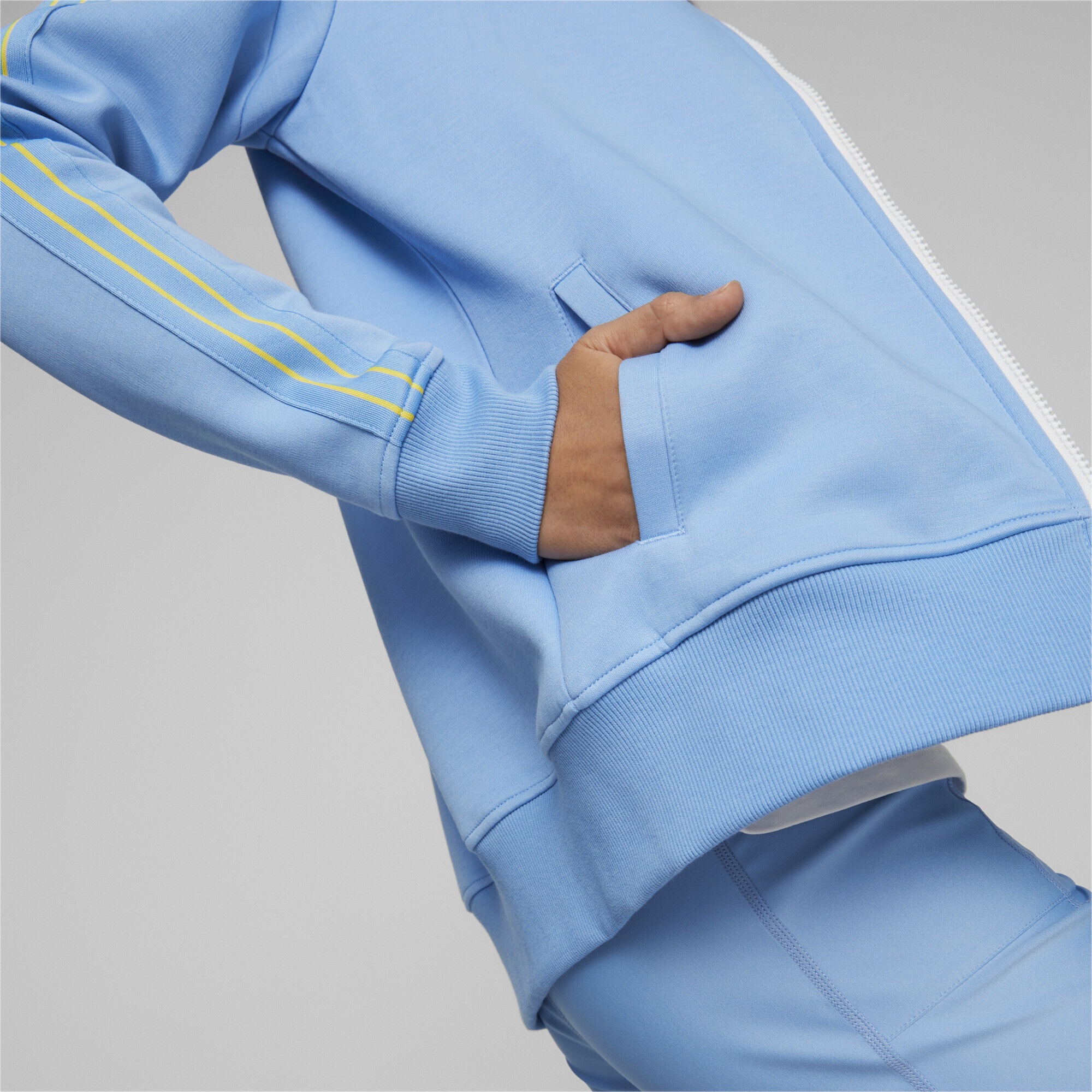 PUMA Sweatjacke »BMW M Motorsport MT7 Trainingsjacke Damen«