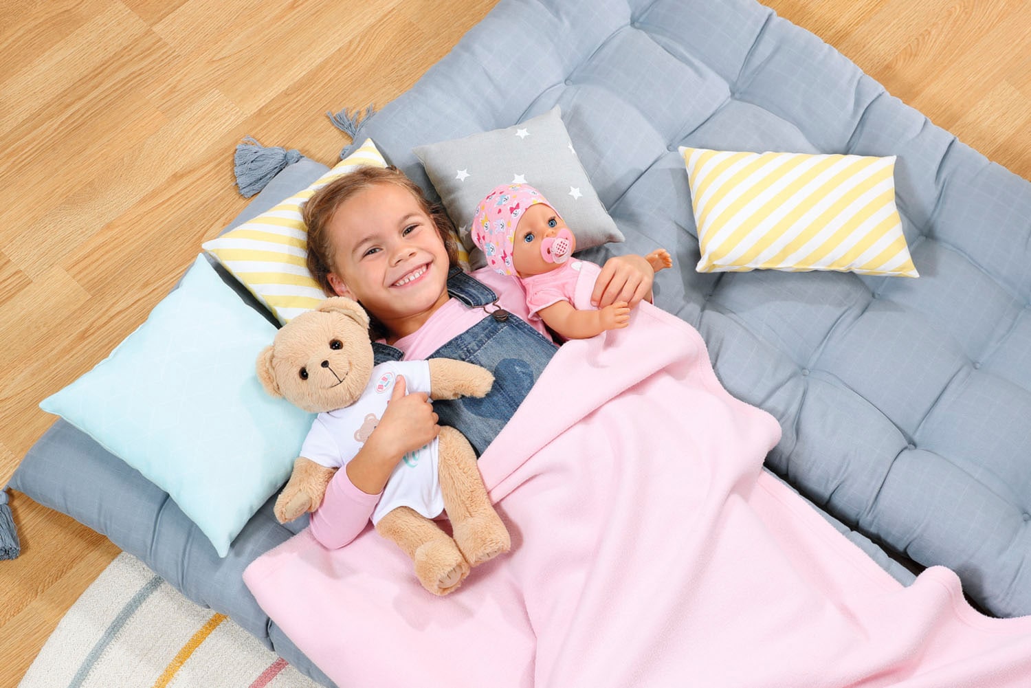 Baby Born Kuscheltier »Teddy Bär, weiß«, inklusive Strampler - Teddybär
