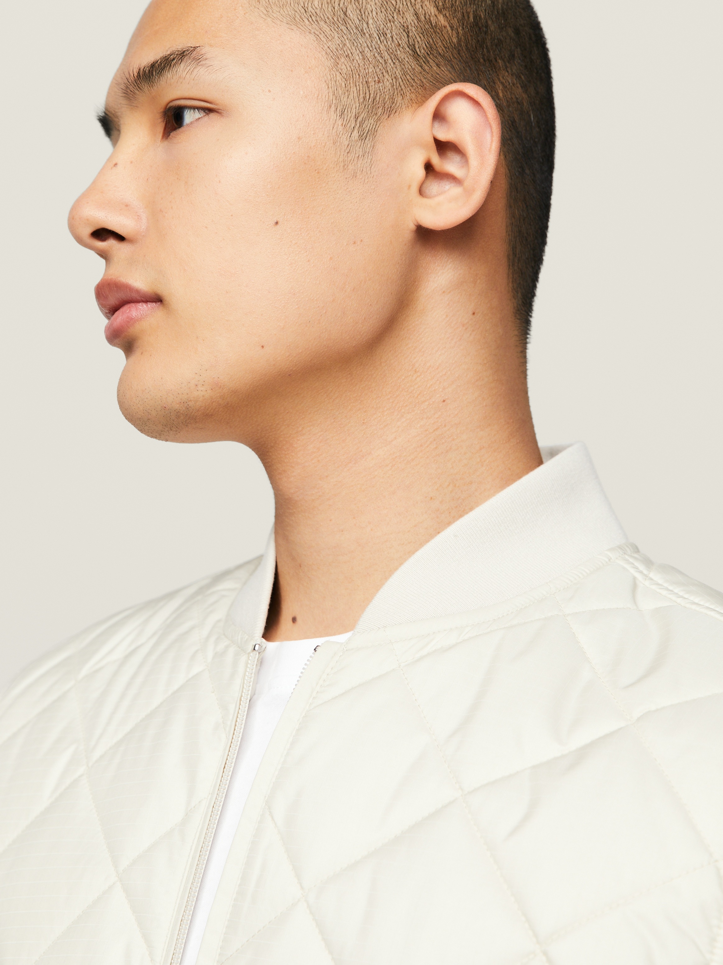 Tommy Jeans Steppweste »TJM REG ENTRY VEST« mit modischem Rautenmuster