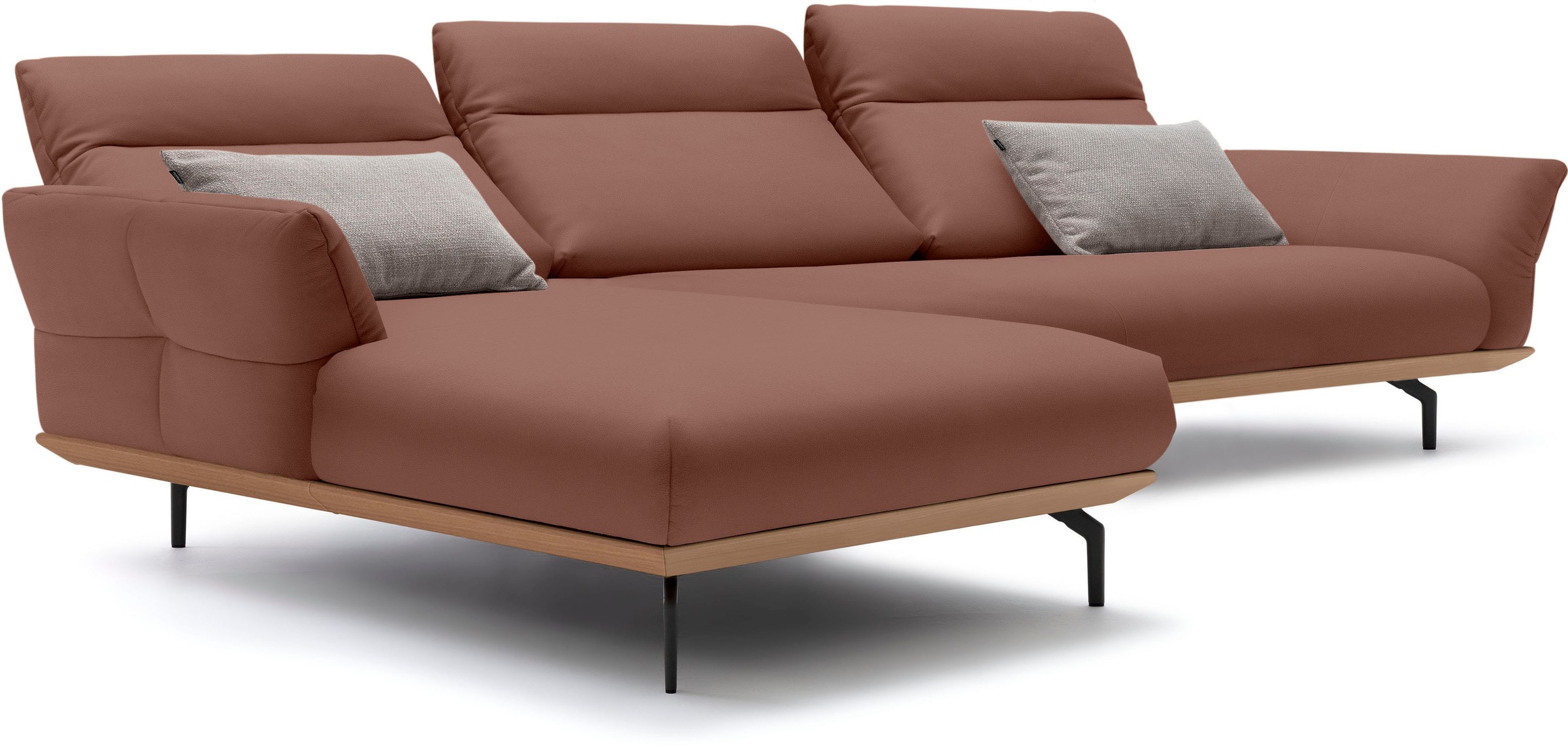 Creation BY ROLF BENZ Ecksofa »CR.460«, Sockel in Eiche, Winkelfüße in Umbragrau, Breite 338 cm