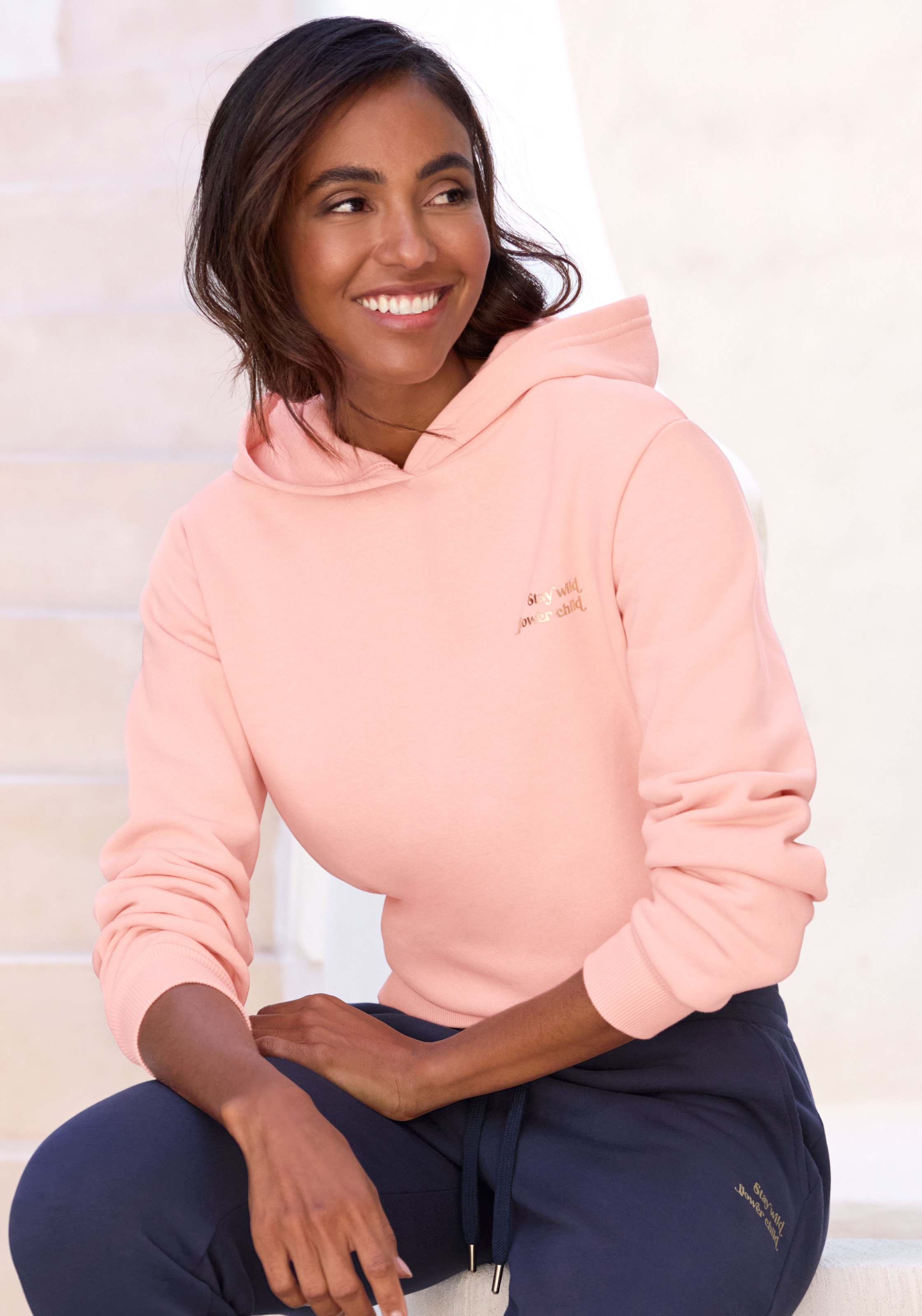 LASCANA Kapuzenpullover, aus hochwertiger Sweatware günstig online kaufen