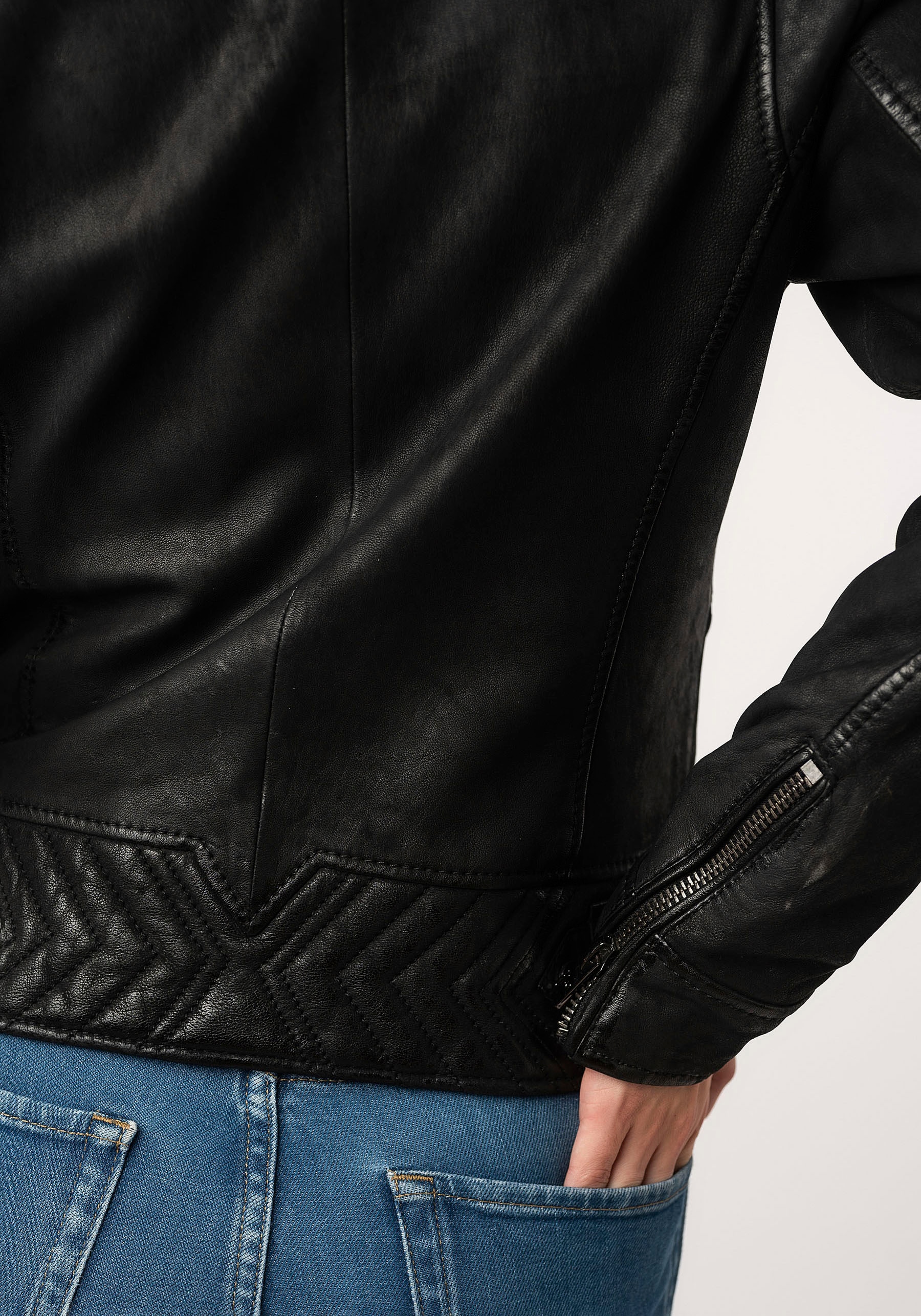Mauritius Lederjacke »2Wtashi«, mit Schulterklappen, mit Nieten, mit Zipper-Taschen