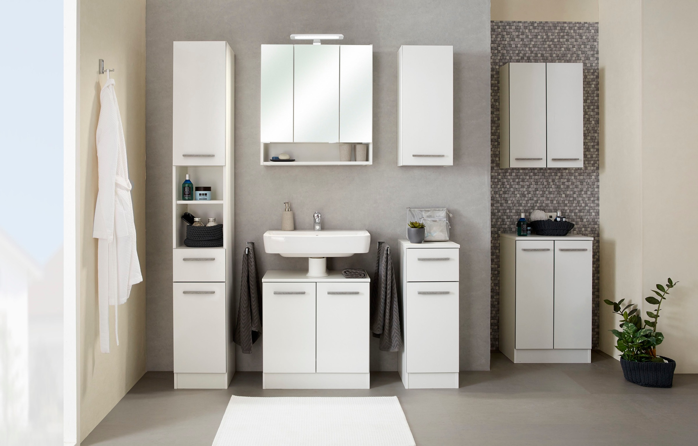 Saphir Hochschrank »Quickset 953 Badschrank 30 cm breit, 2 Türen, Nische, 1 Schublade«, Badezimmer-Hochschrank, Weiß Glanz, Griffe in Betonoptik