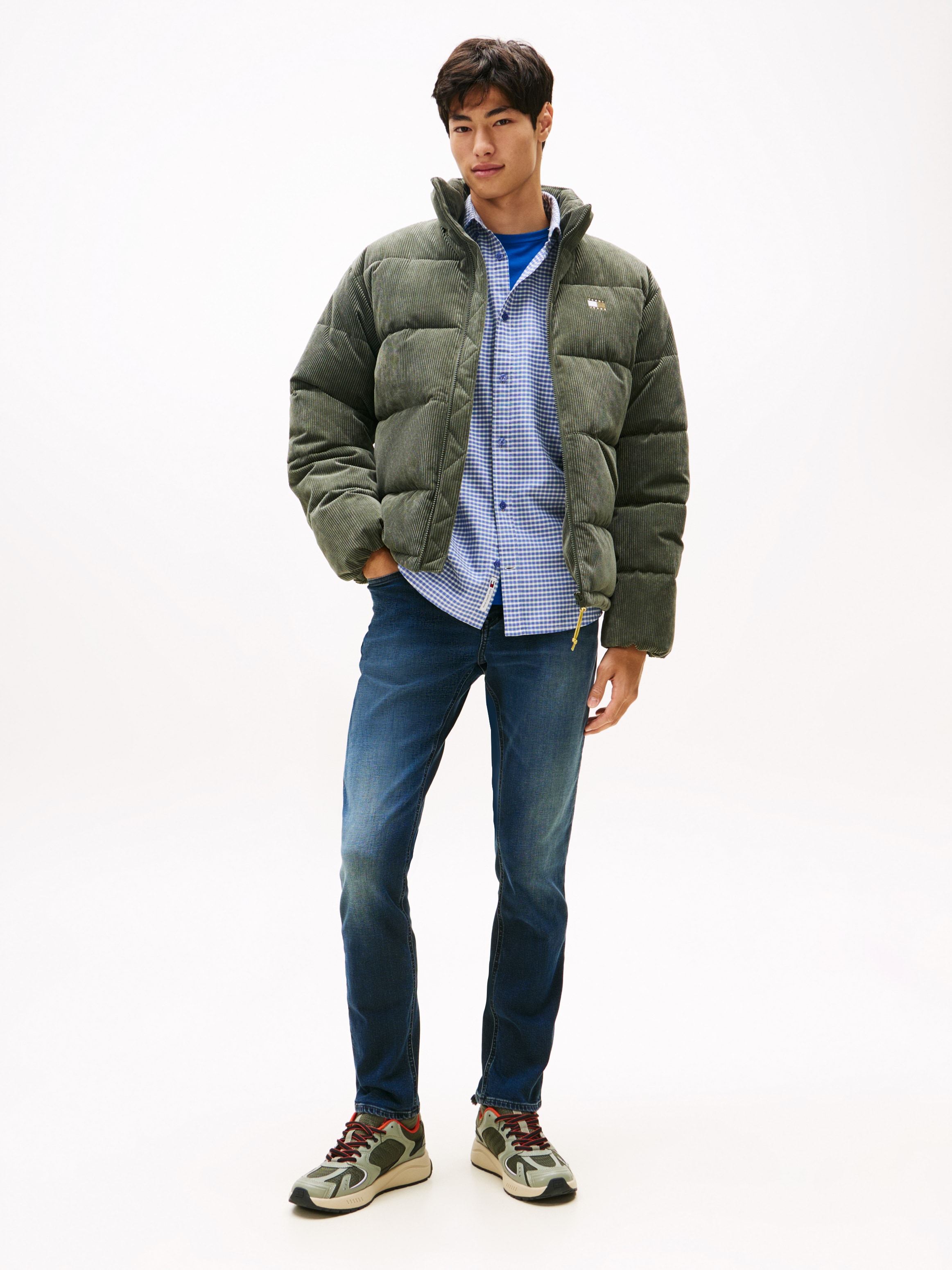 Tommy Jeans Gerade Jeans »Scanton Slim«, Mit Markenlabel aus Leder hinten