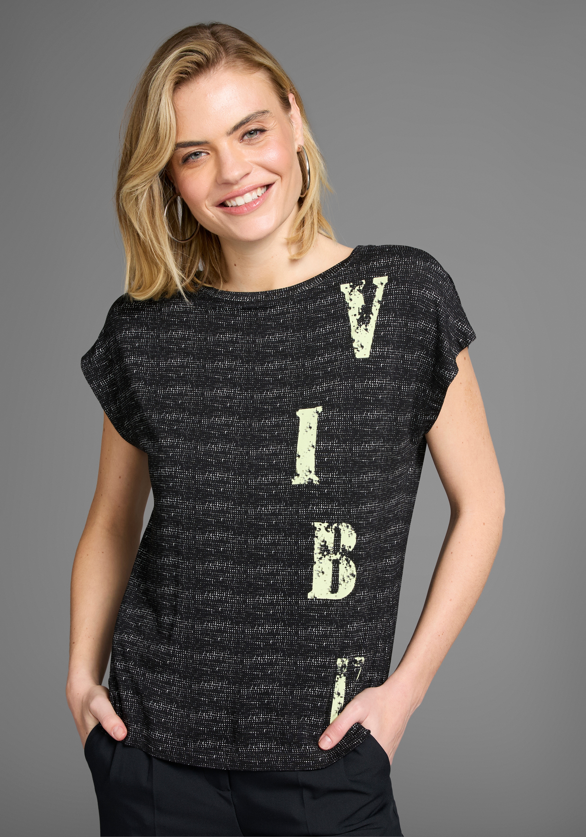 Thumbnail - Laura Scott T-Shirt, in besonderer Melange-Optik mit Schriftzug