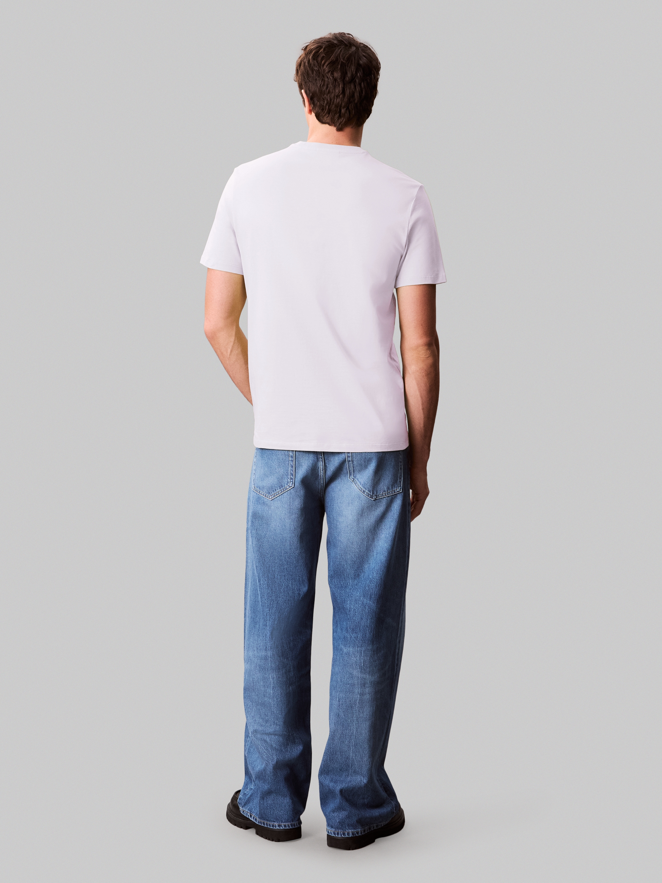 Calvin Klein Jeans T-Shirt »SS SMOOTH CTTN SOLID CREWNK TEE«, mit Logo