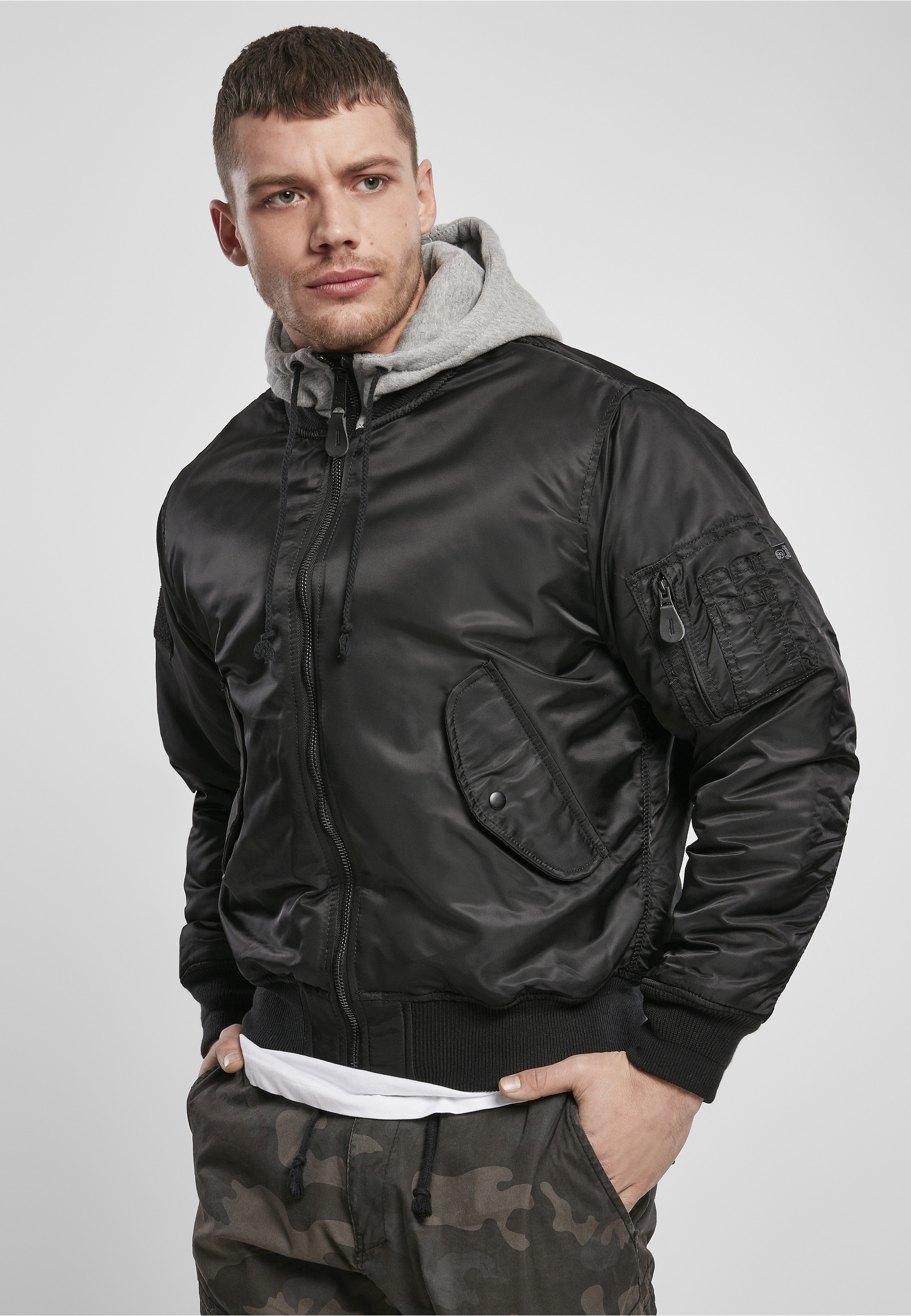 Brandit Anorak »Brandit Herren Hooded MA1 Bomber Jacket« 1 Stk. tlg. mit Kapuze