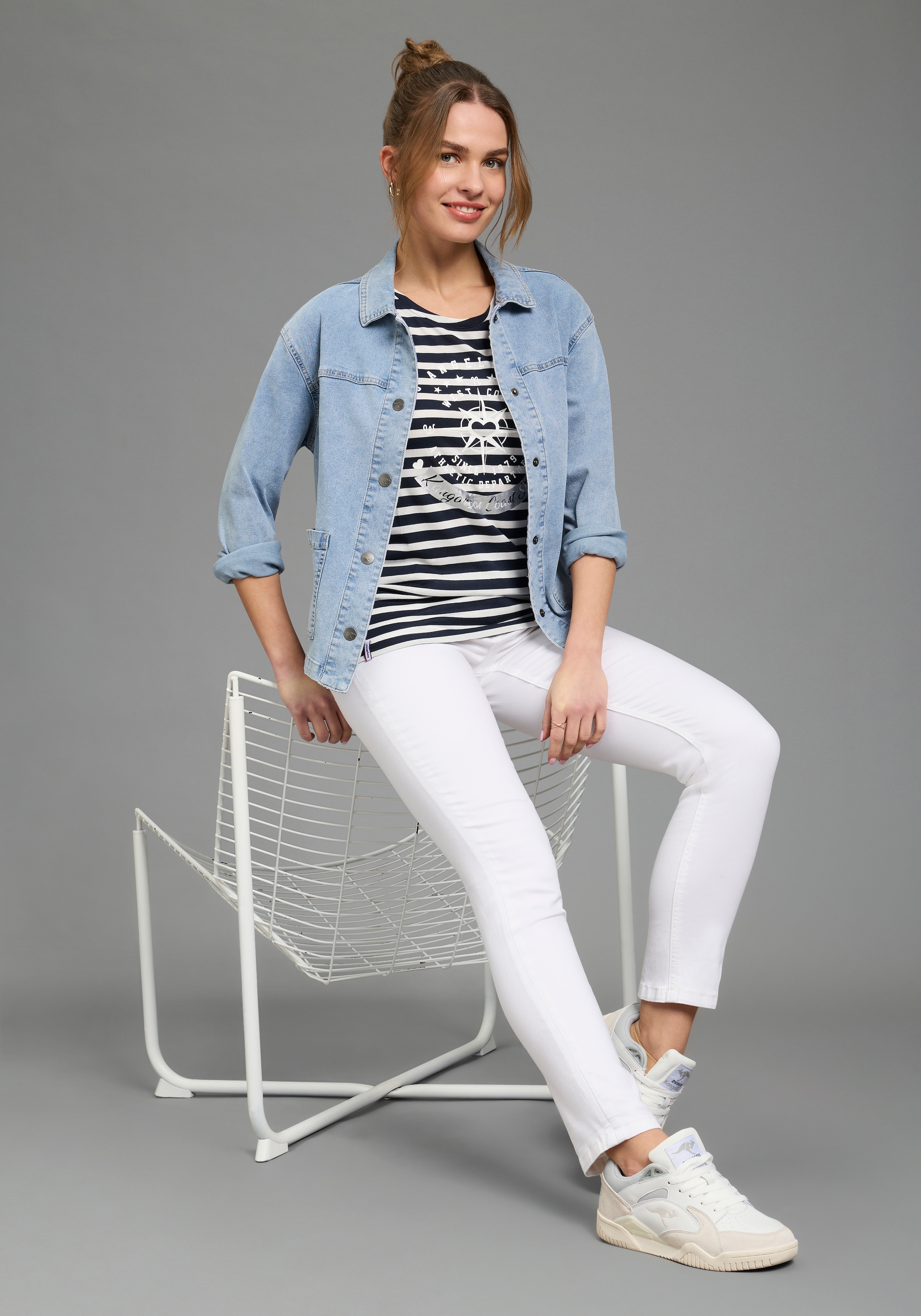 KangaROOS Kurzarm,  figurbetonter Schnitt,  mit Metallic-Print