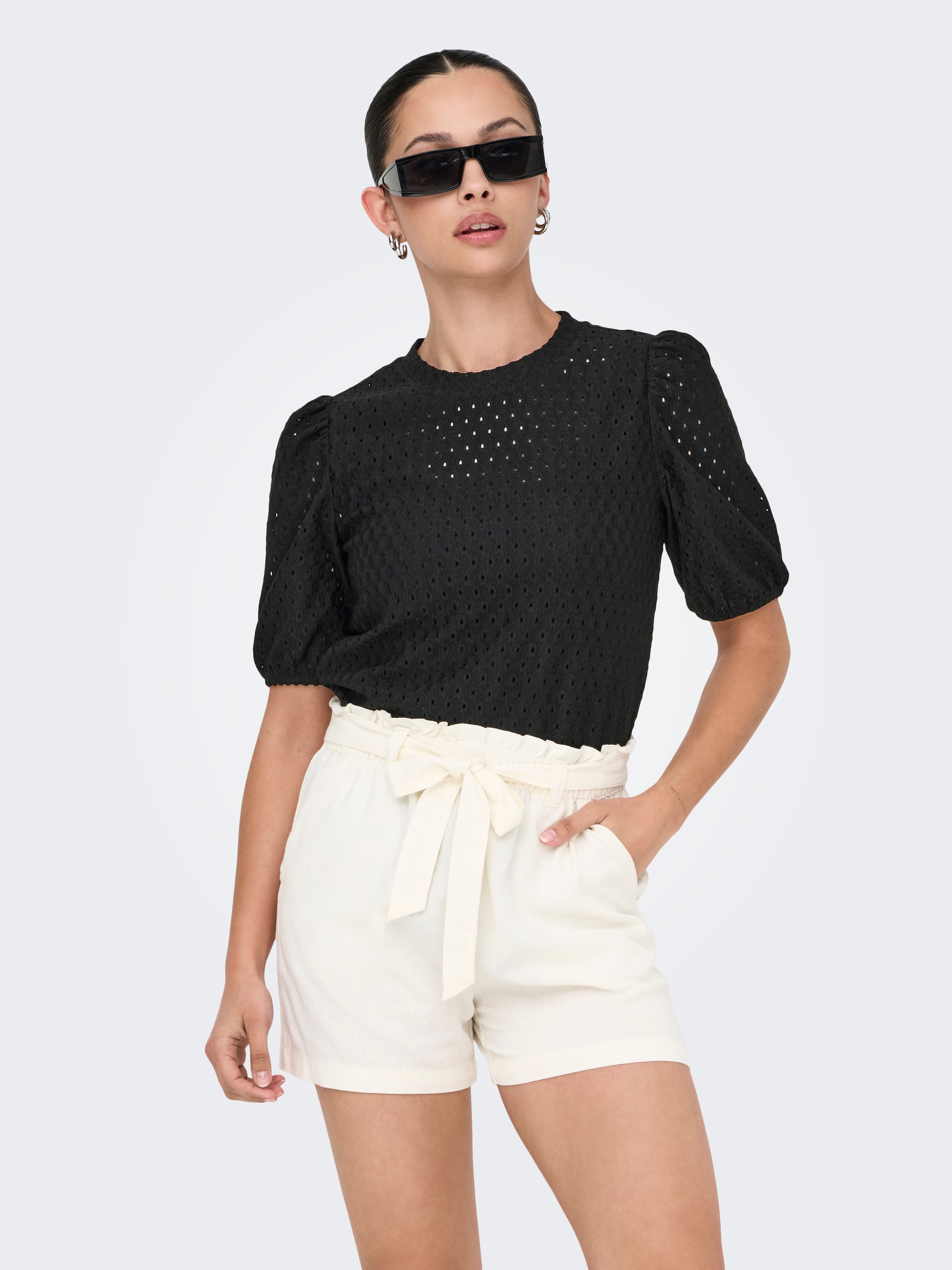 ONLY Kurzarmshirt »ONLELISA S/S O-NECK TOP BOX JRS«