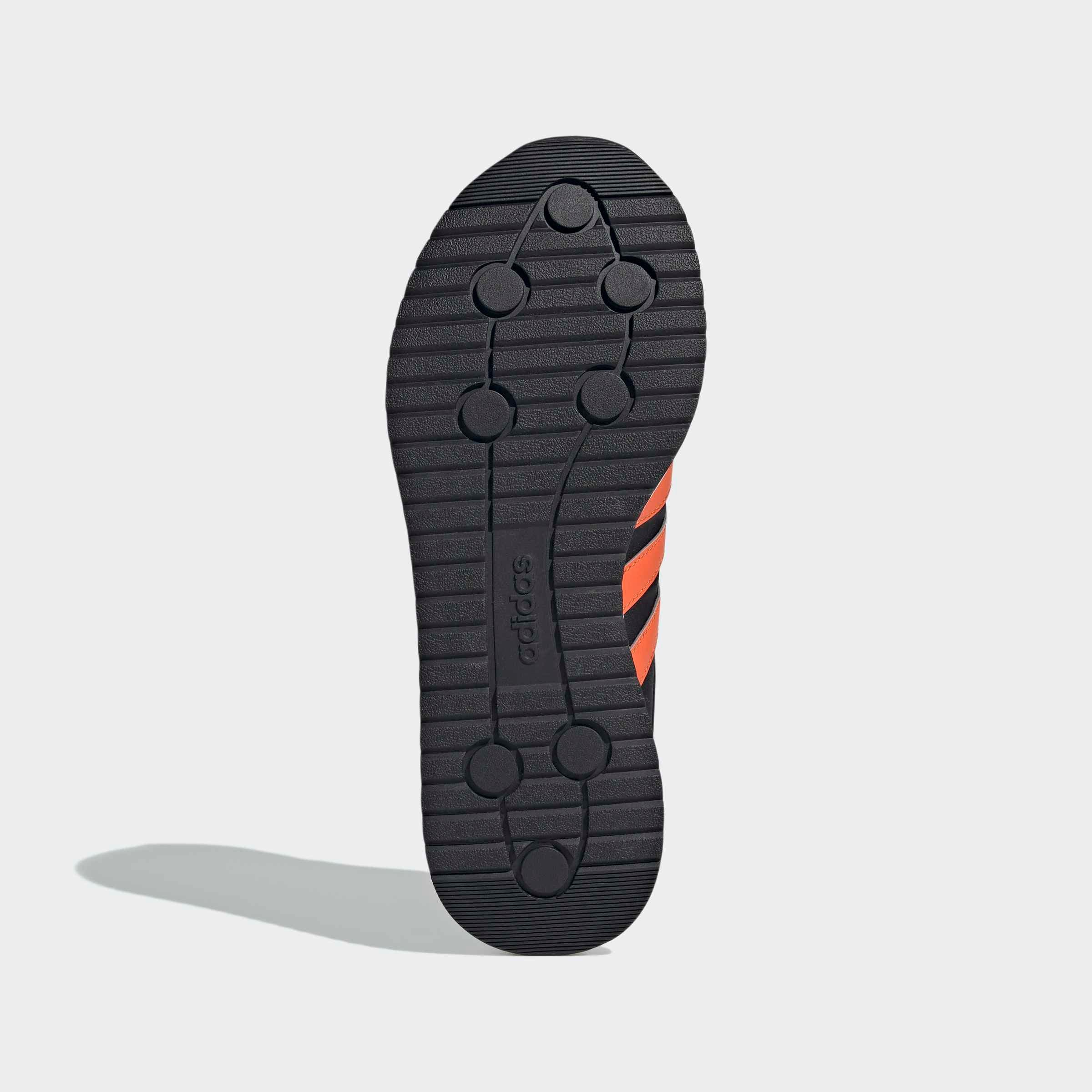 adidas Sportswear Sneaker »RUN 70S 2.0«, inspiriert vom Design des adidas SL72