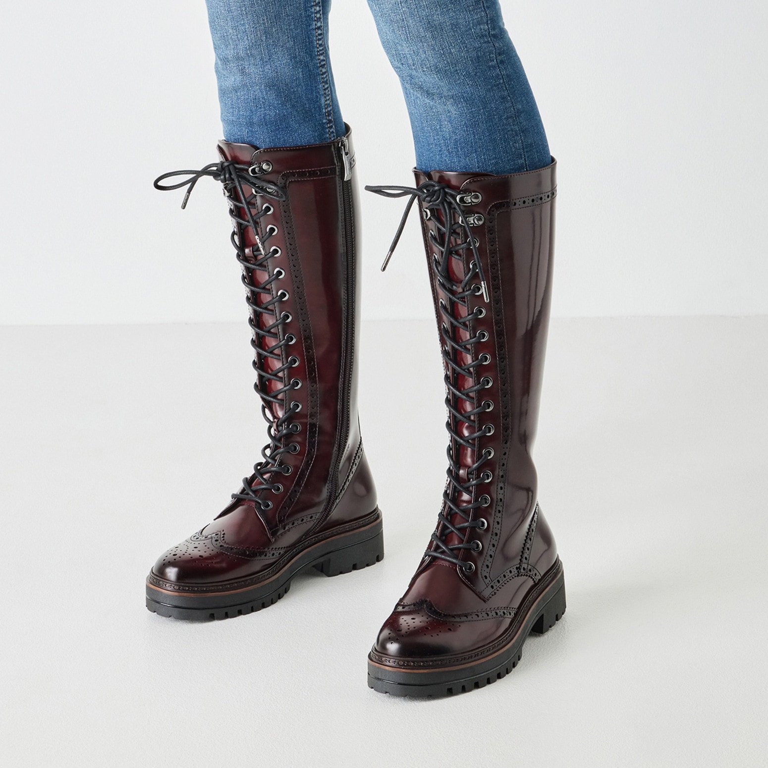 Tamaris Schnürstiefel  , Blockabsatz, Langschaftstiefel mit trendiger Lyrolochung