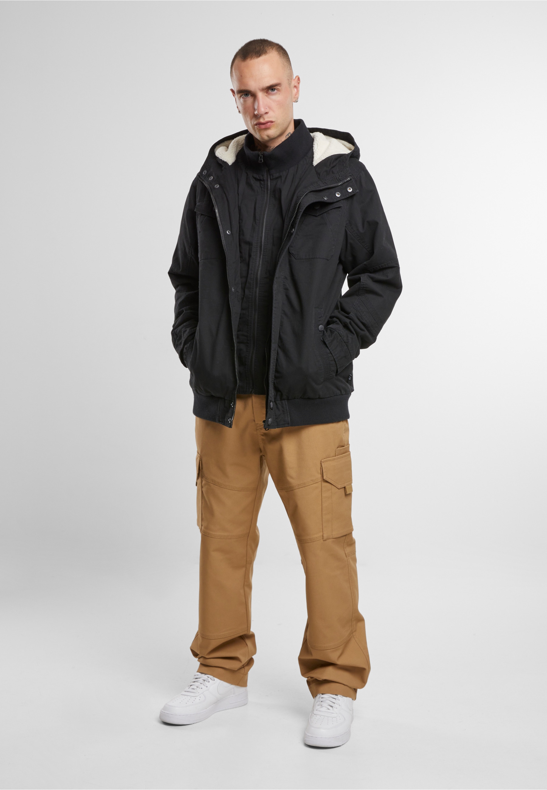 Brandit Winterjacke »Brandit Brandit Men Meadow Jacket« 1 Stk. tlg. mit Kapuze