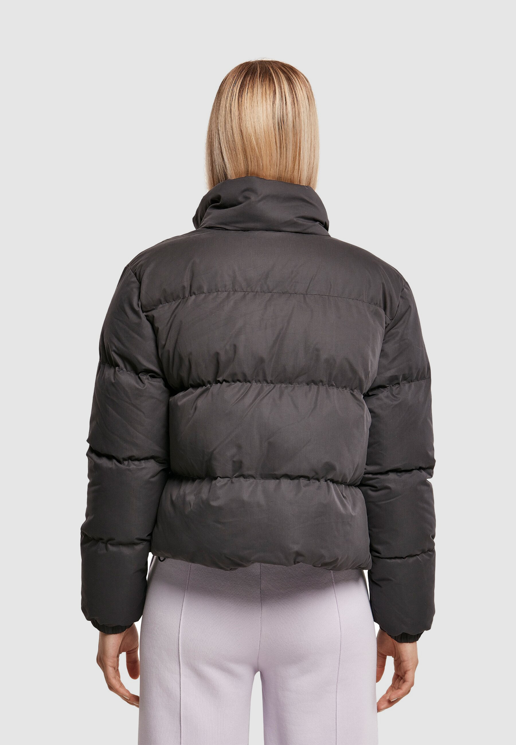 URBAN CLASSICS Winterjacke »Urban Classics Ladies Short Puffer Jacket« 1 Stk. tlg. ohne Kapuze