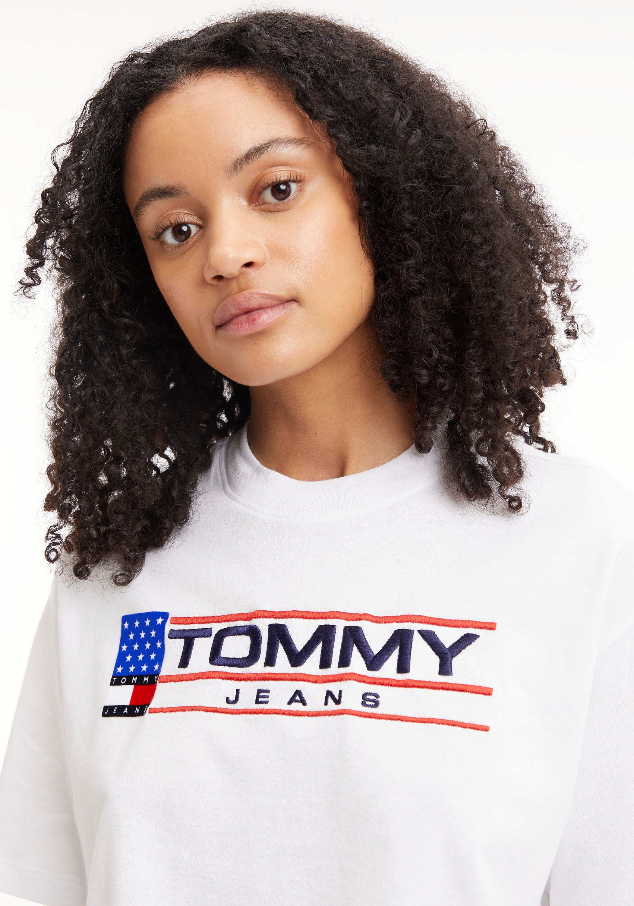 tommy jeans label