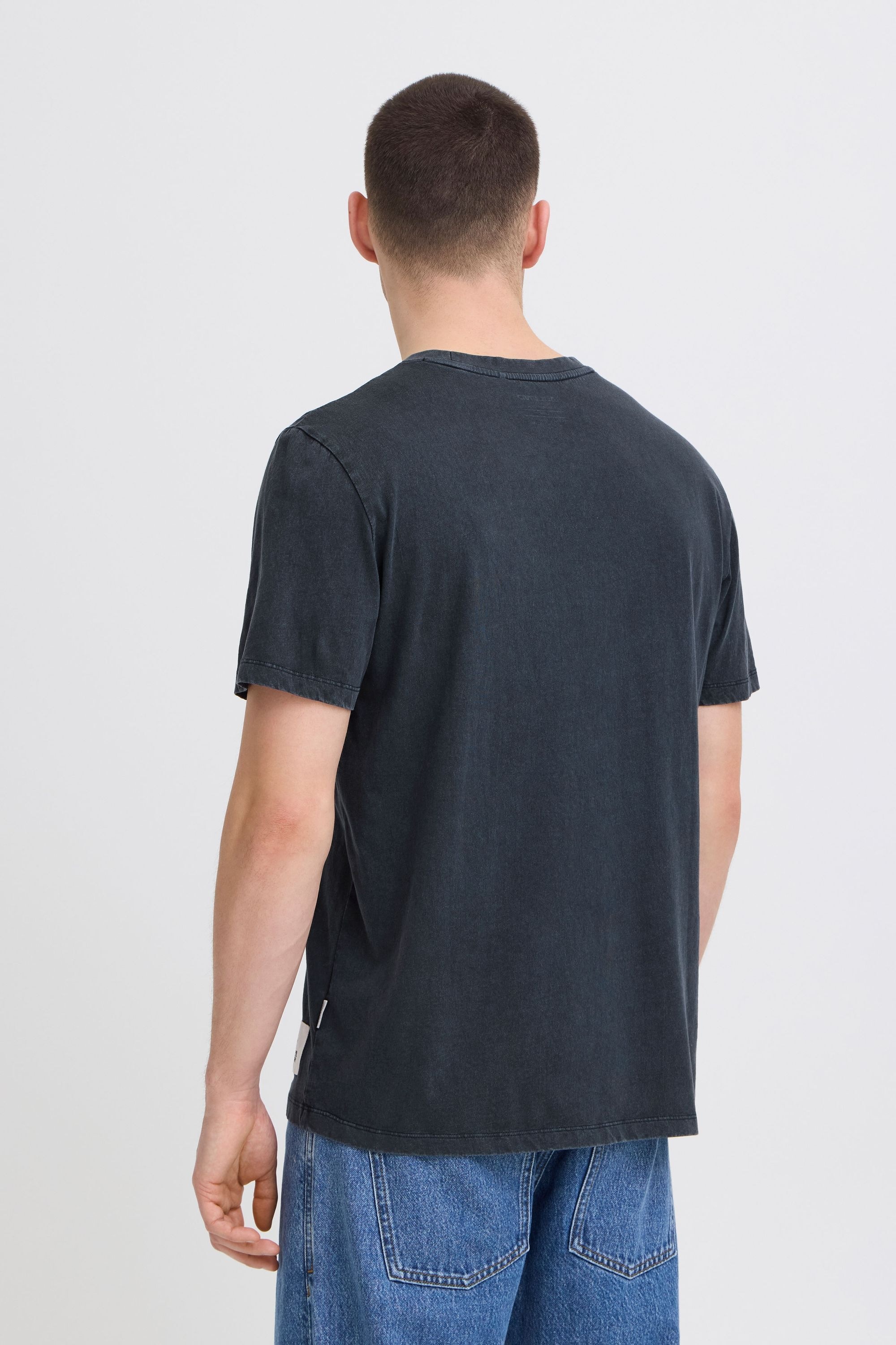 Blend Rundhalsshirt »BHKeelan« Basic T-Shirt mit Patch