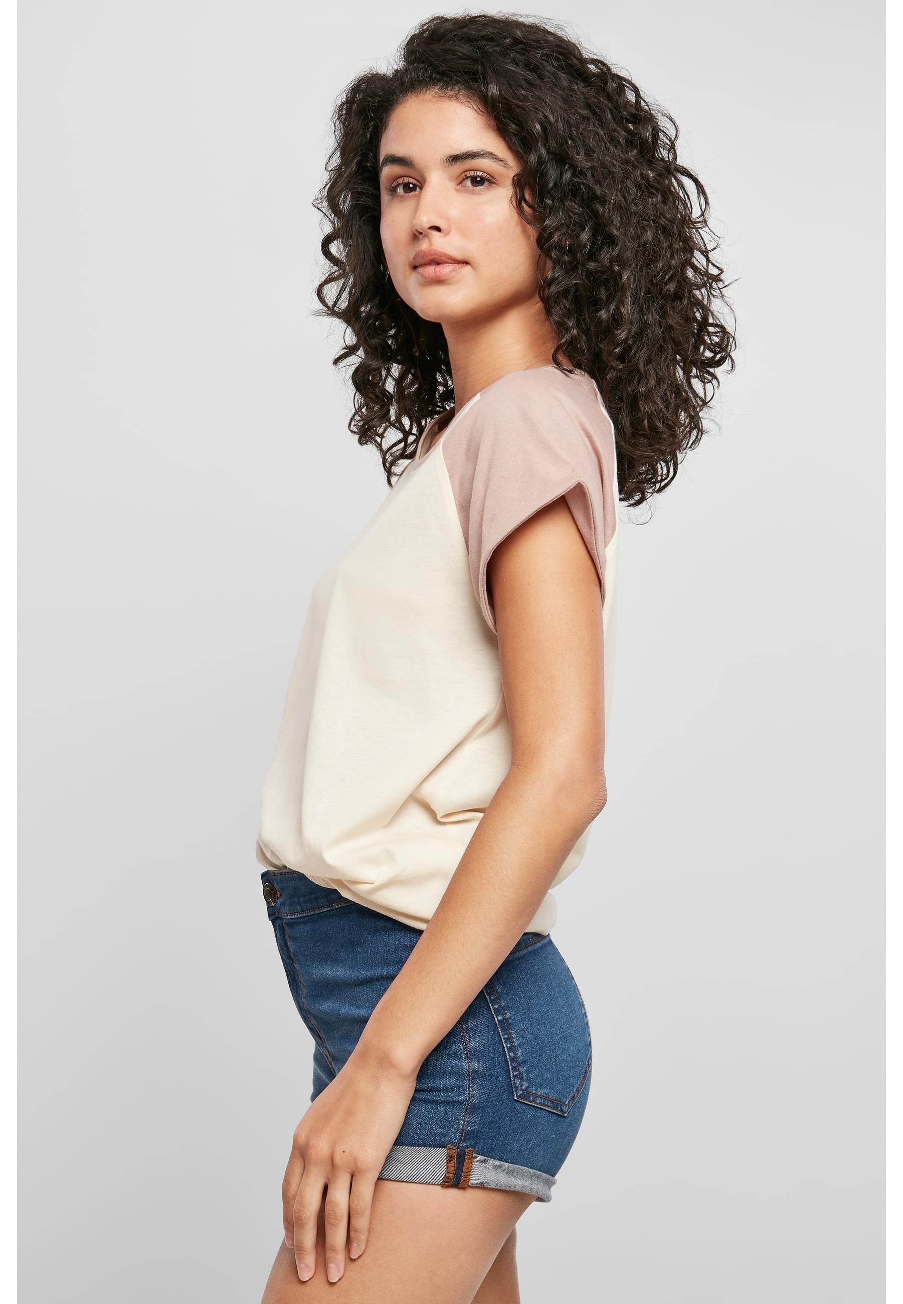 URBAN CLASSICS Kurzarmshirt »Urban Classics Damen Ladies Contrast Raglan Tee«, (1 tlg.)
