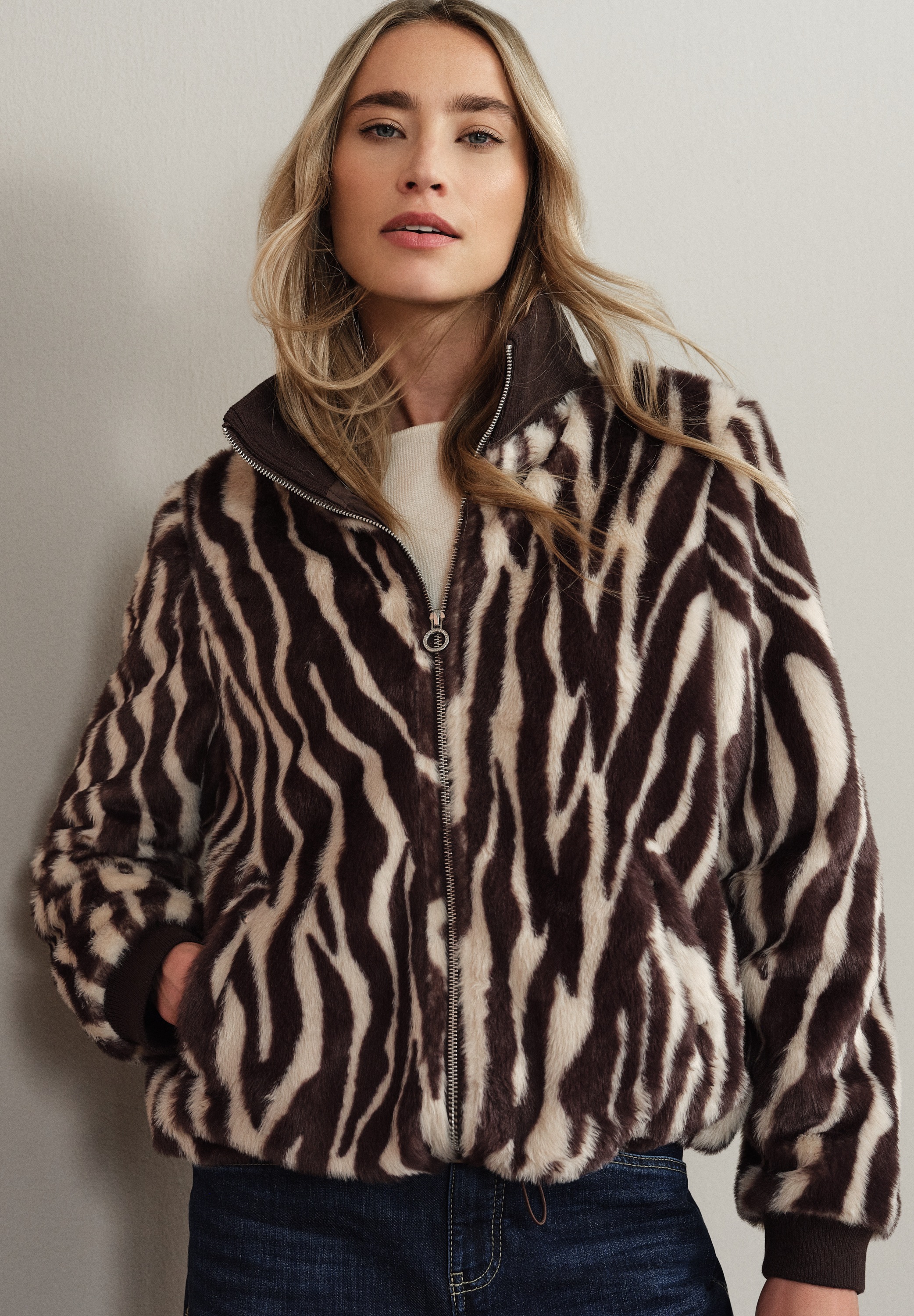 STREET ONE Blouson ohne Kapuze mit Tunnelzug am Saum günstig online kaufen